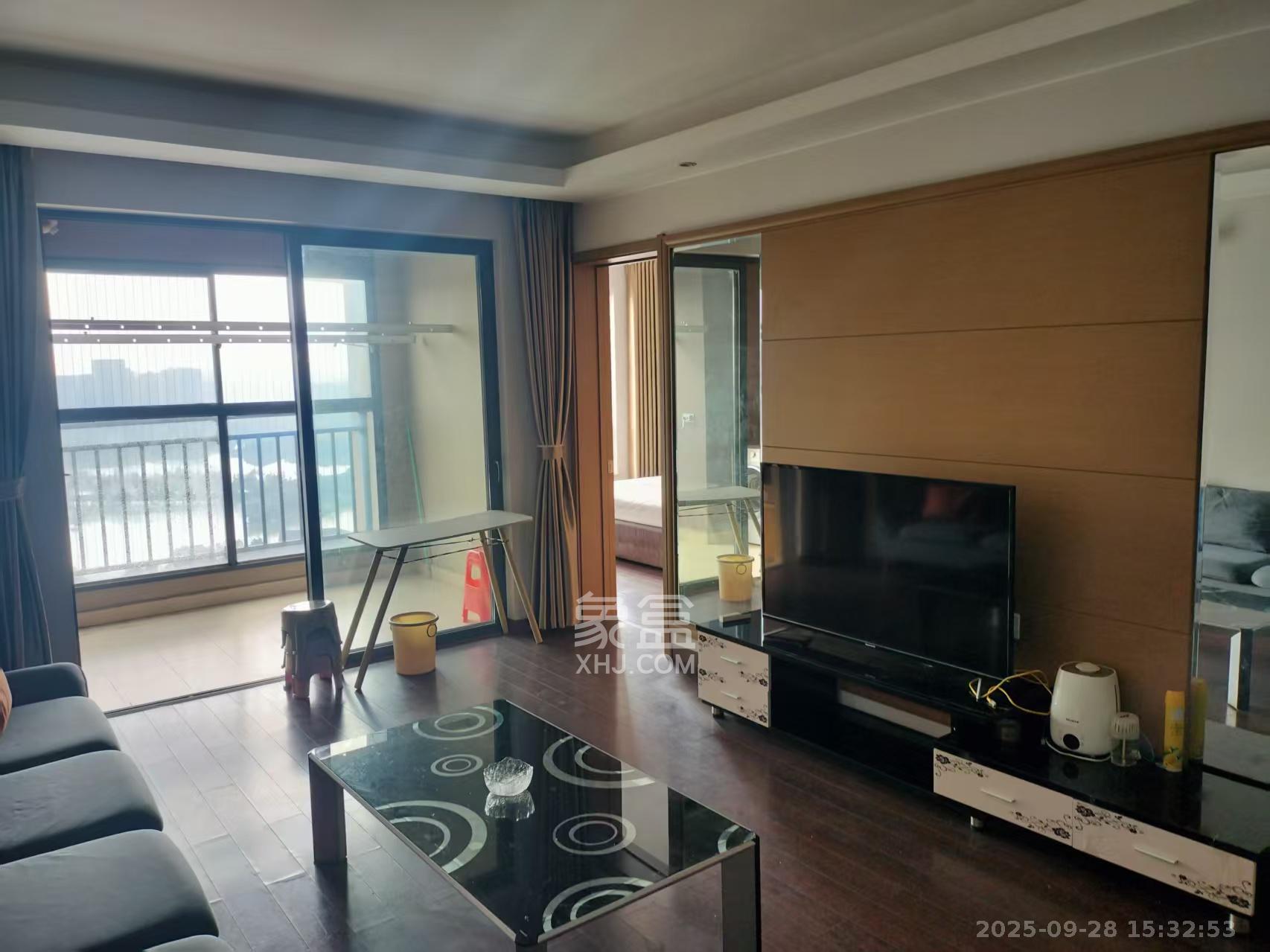 万科白鹭郡 3室2厅1卫 2400.0元/月 万科白鹭郡 3室2厅1卫 2400.0元/月室内图