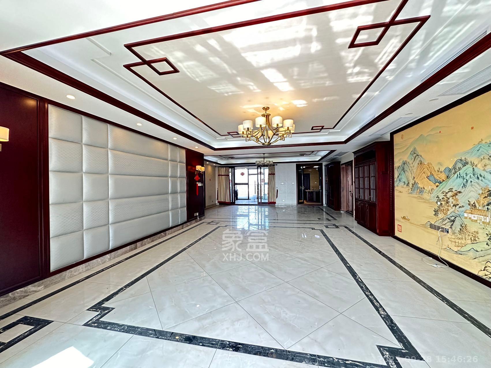 藏珑湖上国际花园  4室2厅3卫    8600.0元/月室内图