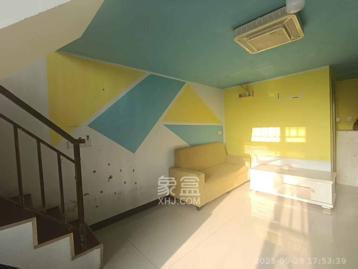 艾美潇湘 1室1厅1卫 1300.0元/月 艾美潇湘 1室1厅1卫 1300.0元/月室内图