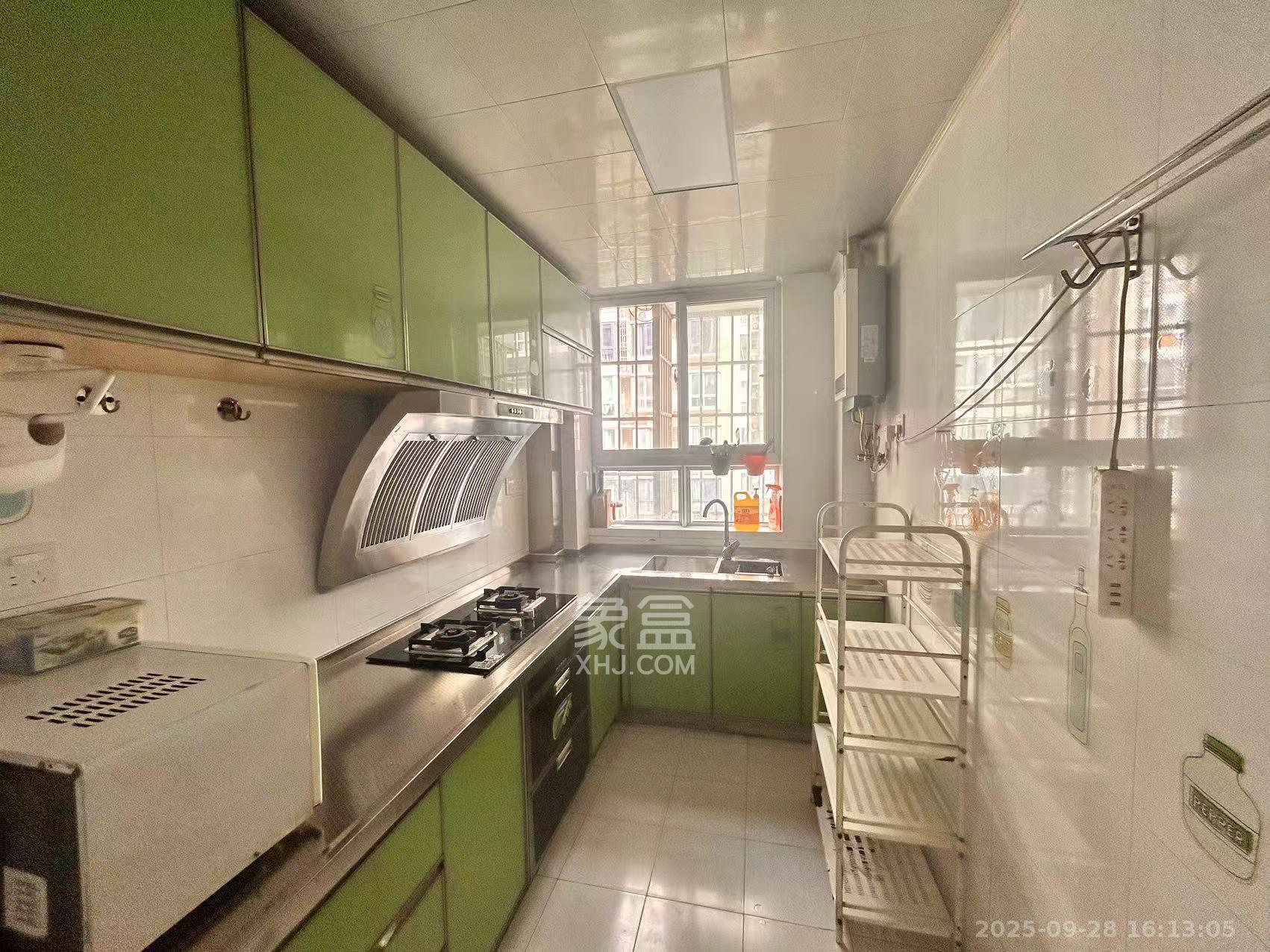 天翔新新家园 3室1厅2卫 2200.0元/月 天翔新新家园 3室1厅2卫 2200.0元/月室内图