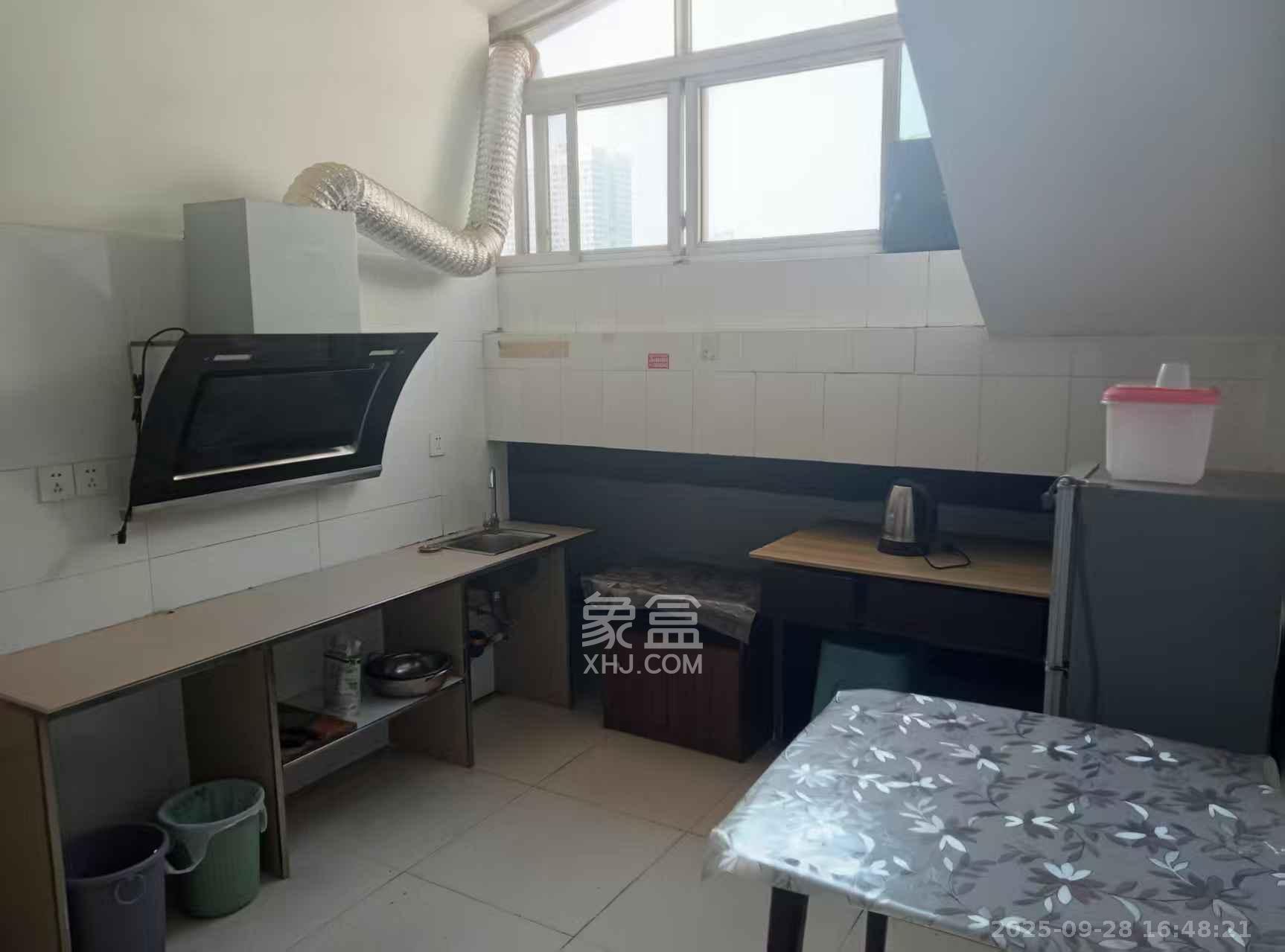 高桥新二号小区 1室1厅1卫 800.0元/月 高桥新二号小区 1室1厅1卫 800.0元/月室内图