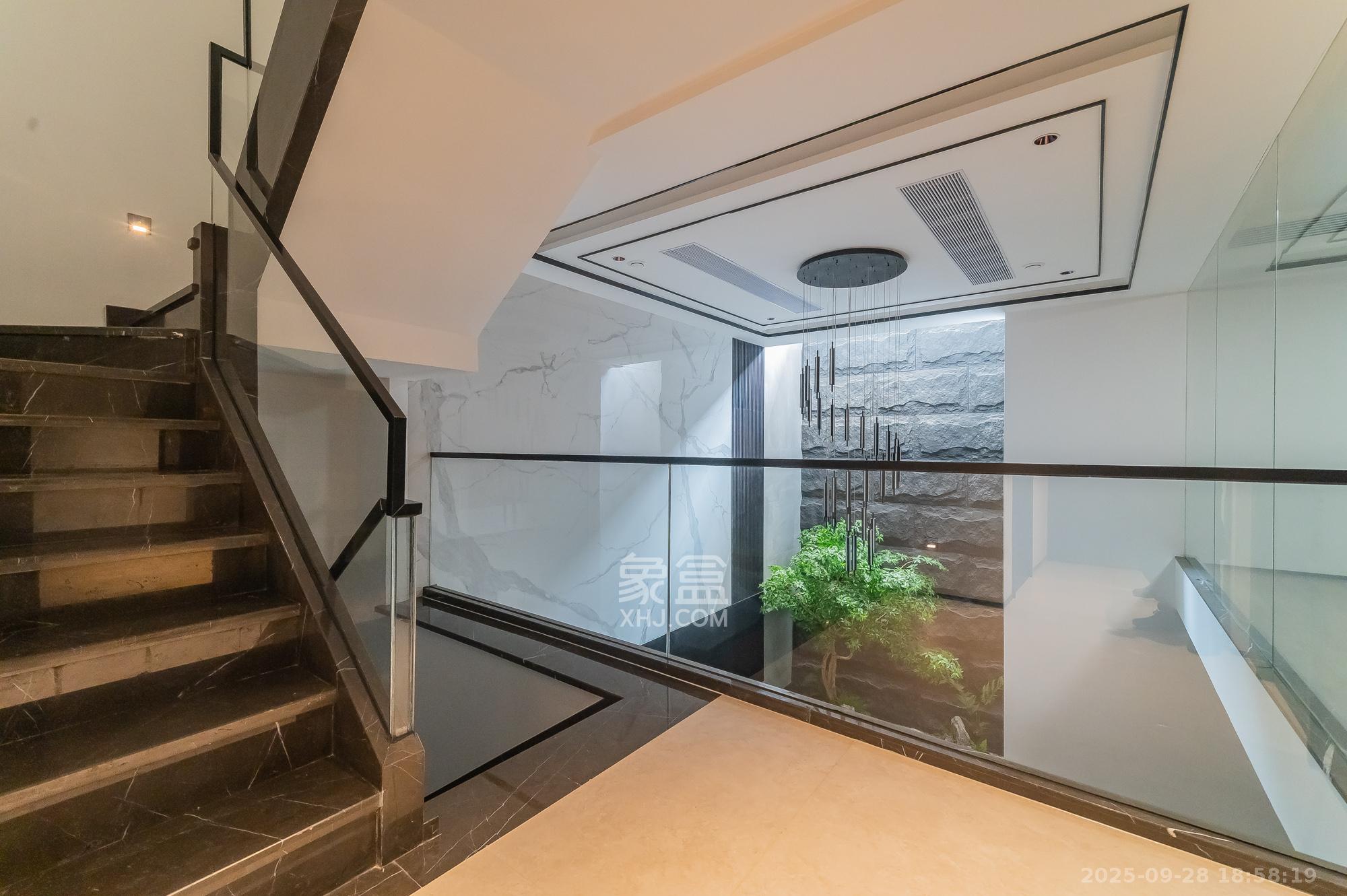 中交建发松雅院 5室2厅3卫 420.0万 中交建发松雅院 5室2厅3卫 420.0万其他