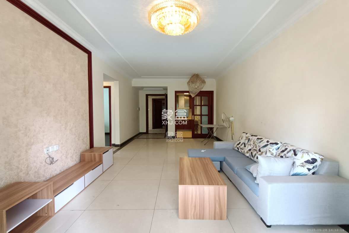 恒大城 2室2厅2卫 2100.0元/月 恒大城 2室2厅2卫 2100.0元/月室内图