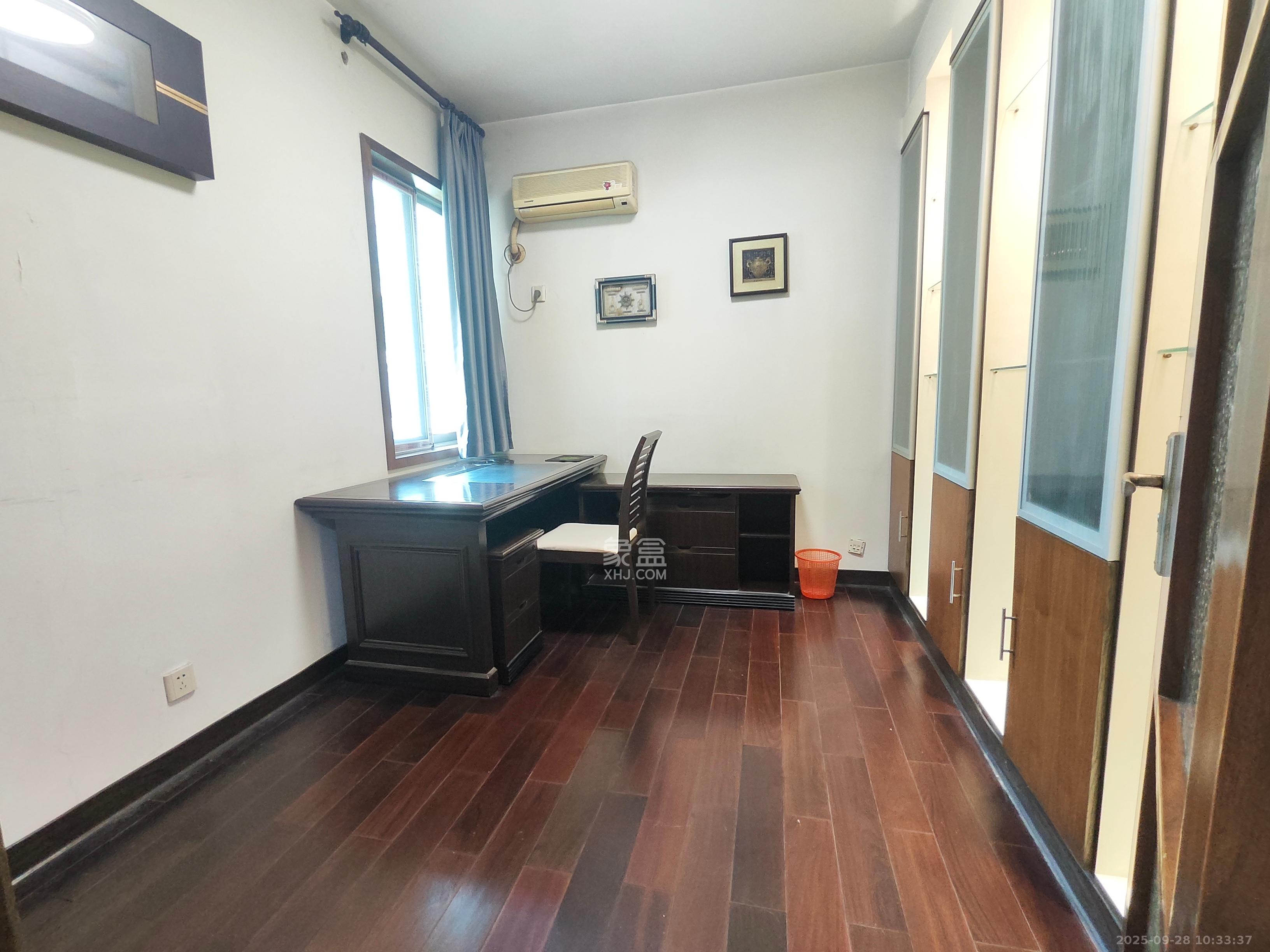 颐美园 4室1厅2卫 2900.0元/月 颐美园 4室1厅2卫 2900.0元/月室内图