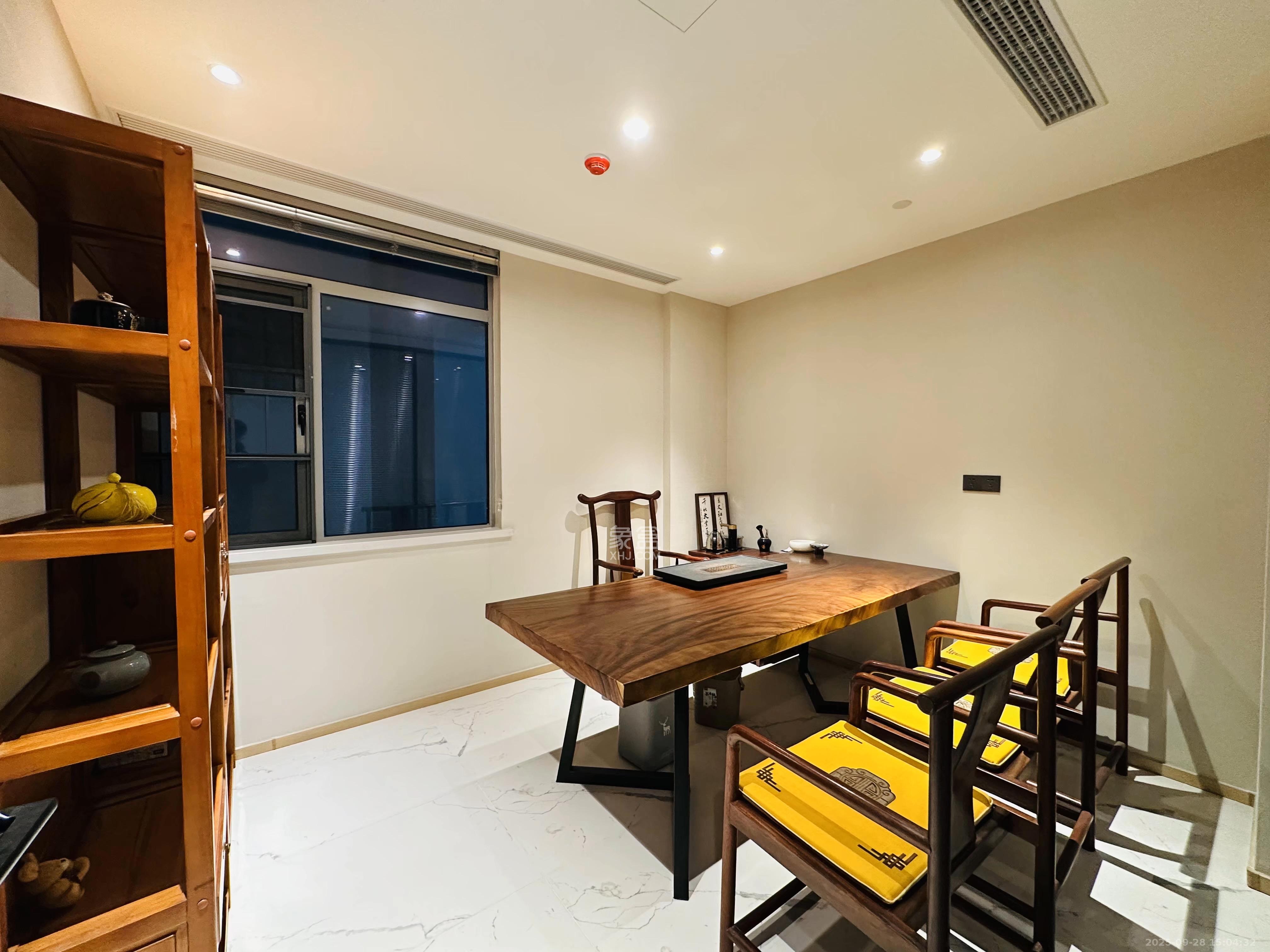 正荣梅溪紫阙台 4室2厅2卫 9500.0元/月 正荣梅溪紫阙台 4室2厅2卫 9500.0元/月室内图