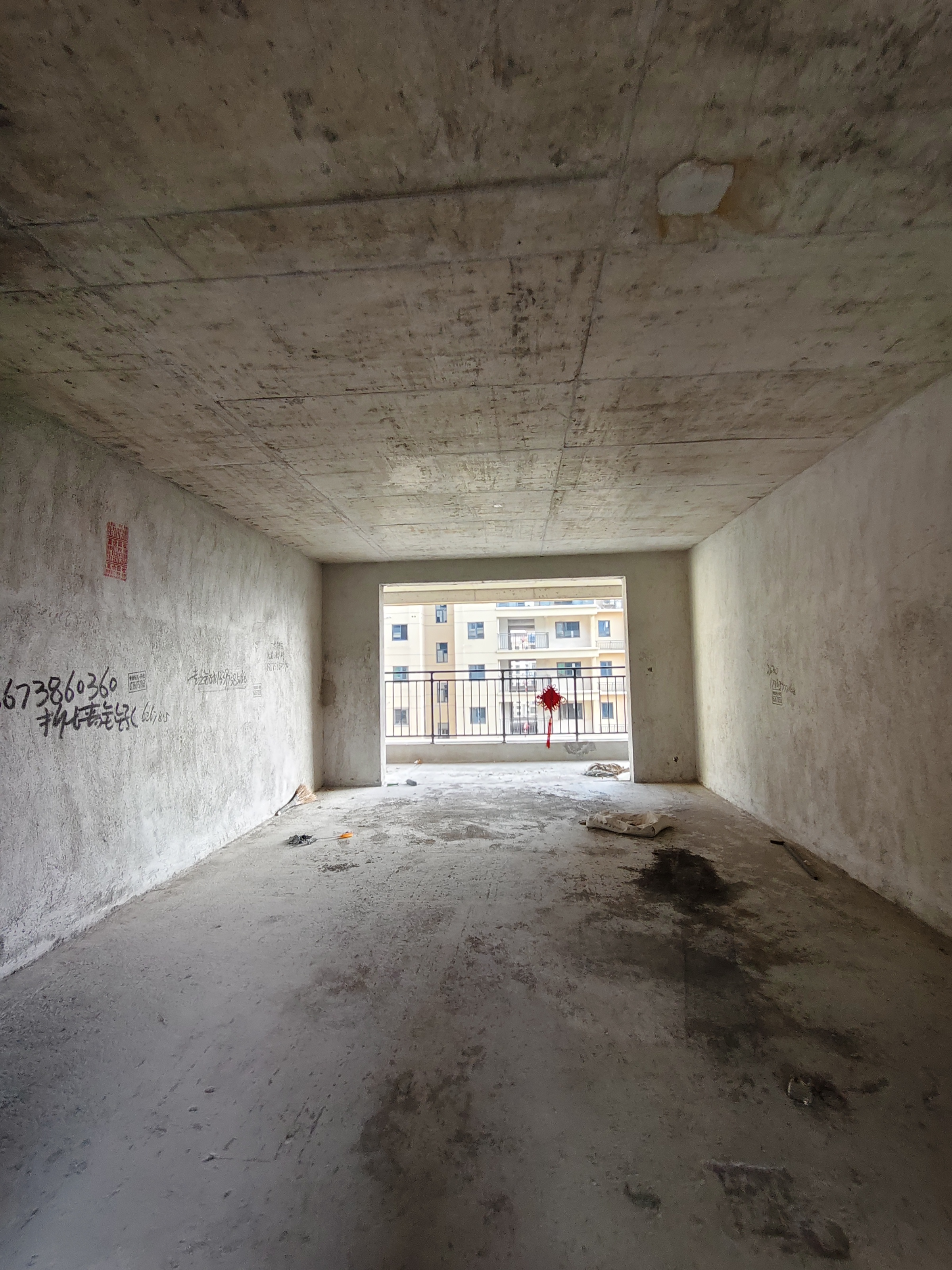 徐福桃花源 5室2厅2卫 98.8万 徐福桃花源 5室2厅2卫 98.8万客厅