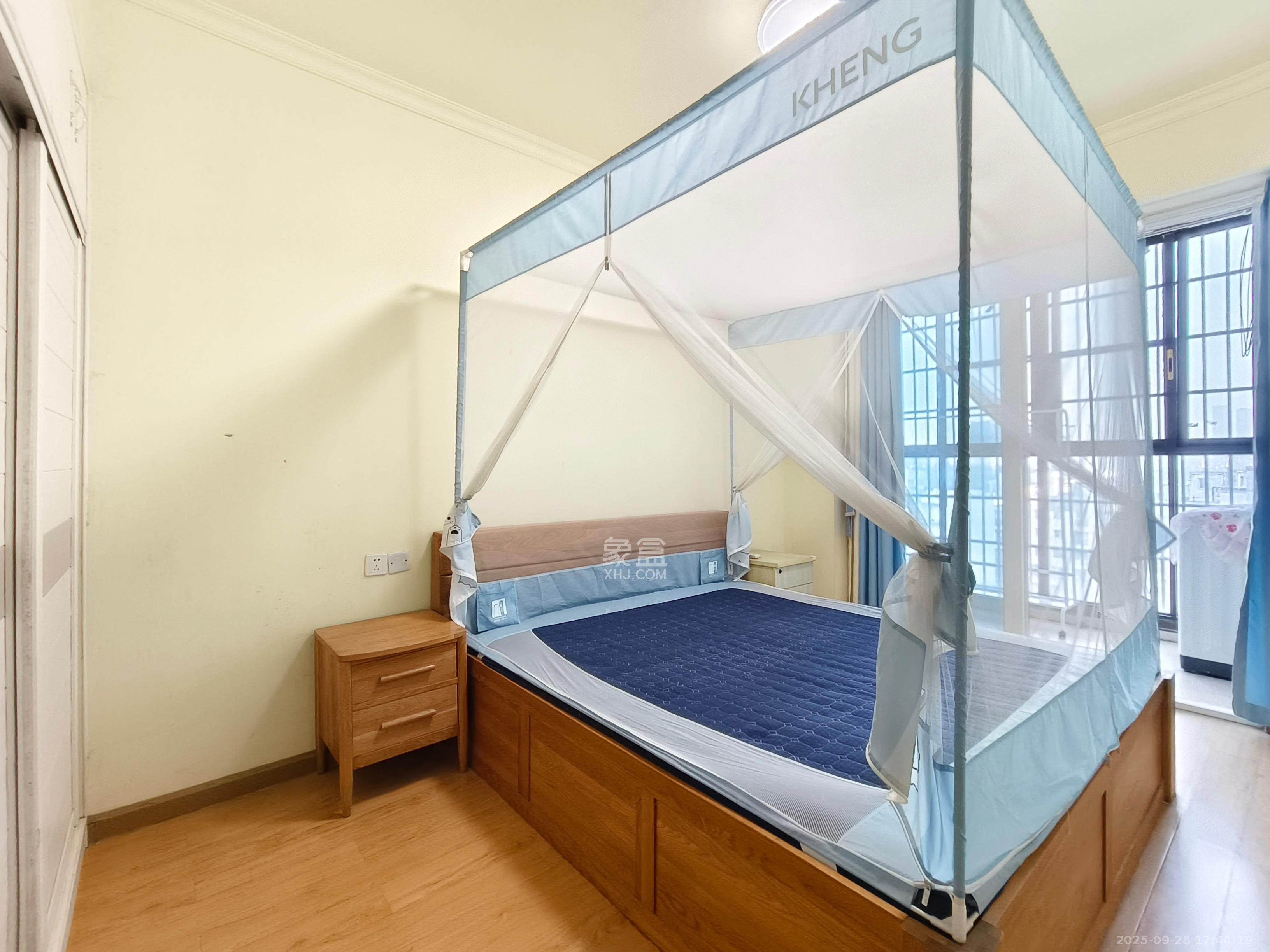 福泽园  3室1厅1卫    2200.0元/月室内图