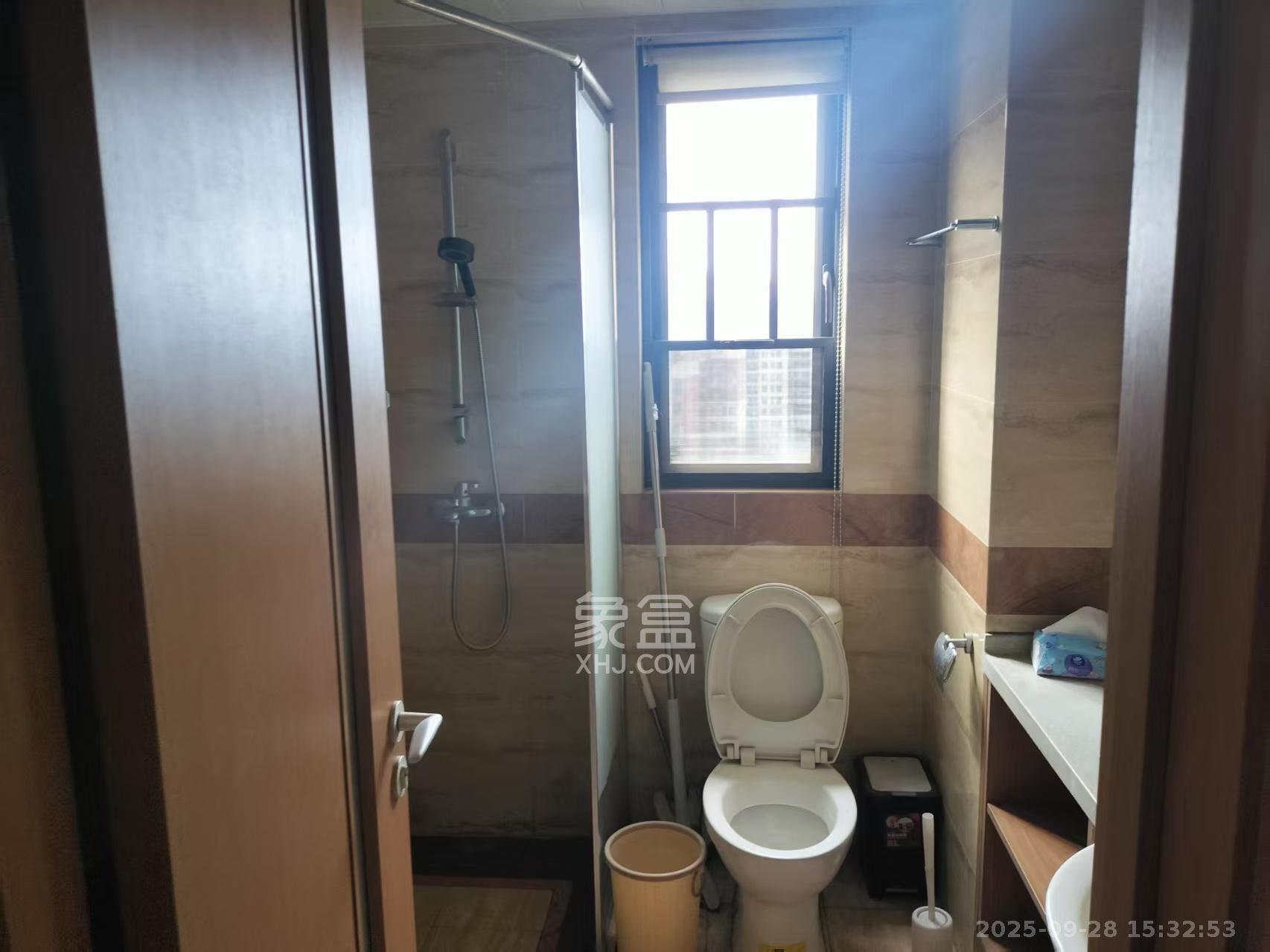 万科白鹭郡 3室2厅1卫 2400.0元/月 万科白鹭郡 3室2厅1卫 2400.0元/月室内图