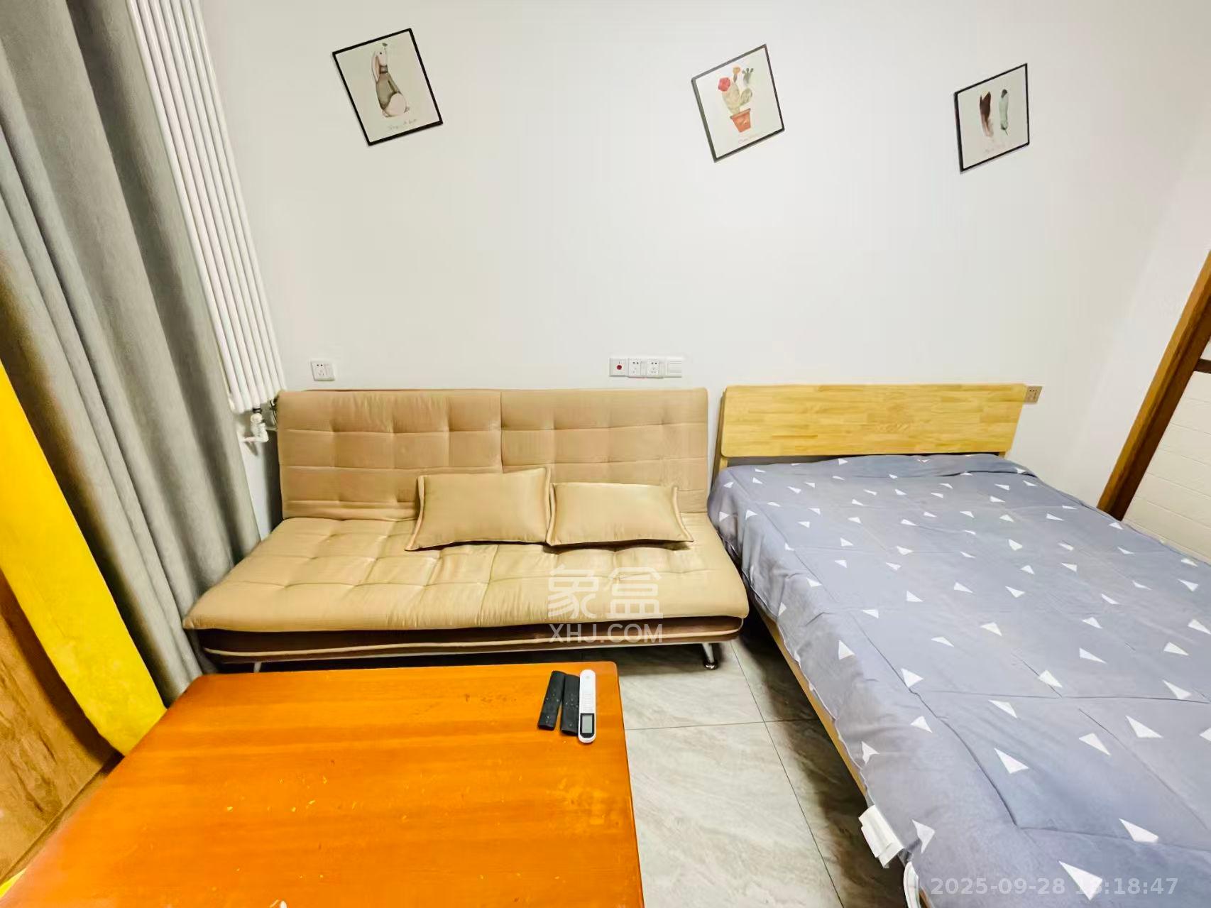 怡海星城  1室1厅1卫    1000.0元/月 怡海星城  1室1厅1卫    1000.0元/月