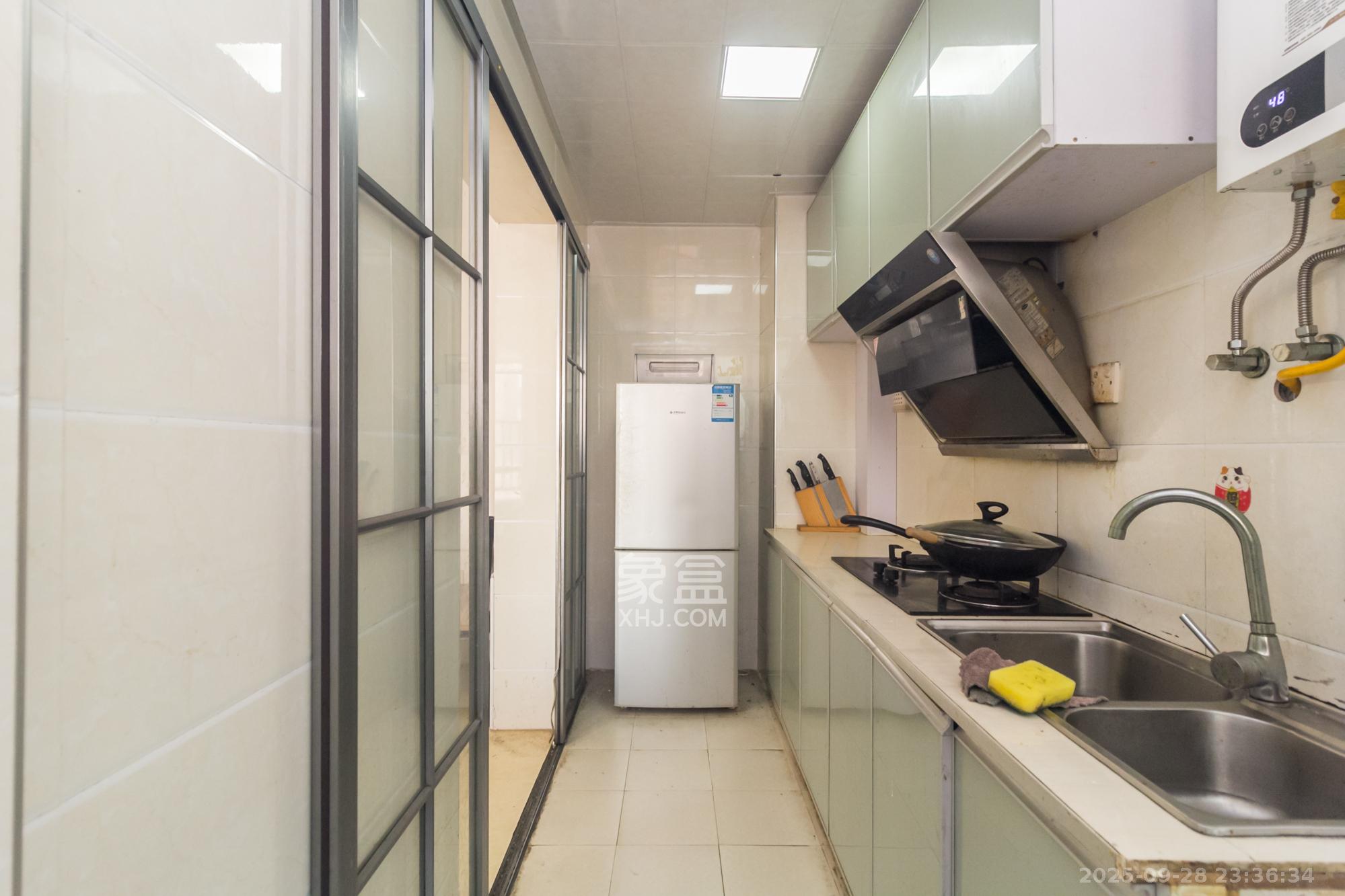 中国铁建国际城一期  1室1厅1卫    30.0万厨房