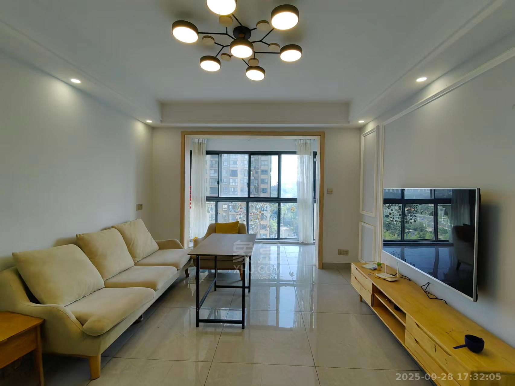 时代新城(翰林府) 3室2厅2卫 1800.0元/月 时代新城(翰林府) 3室2厅2卫 1800.0元/月室内图