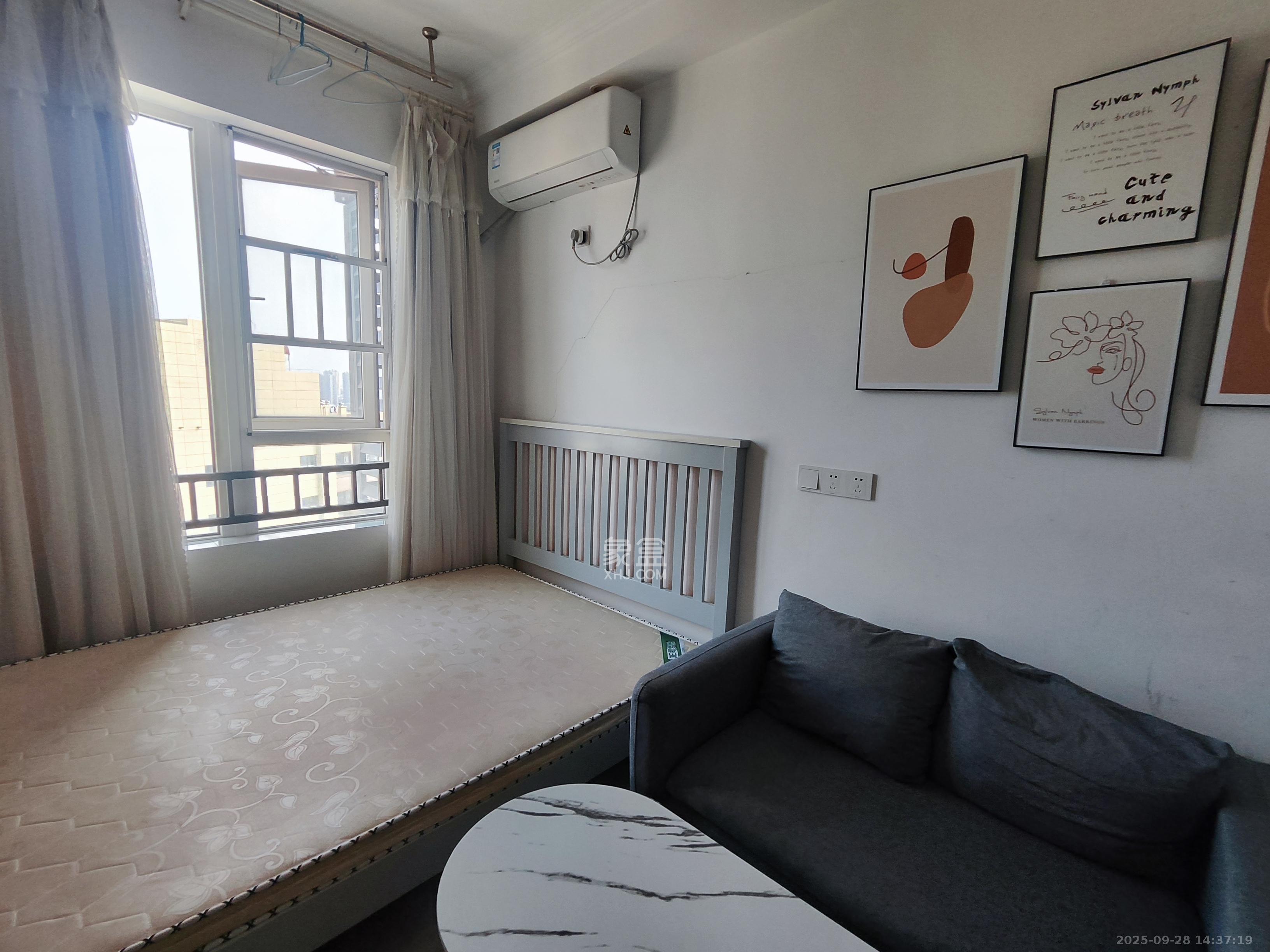 保利香槟国际 1室0厅0卫 1000.0元/月 保利香槟国际 1室0厅0卫 1000.0元/月室内图