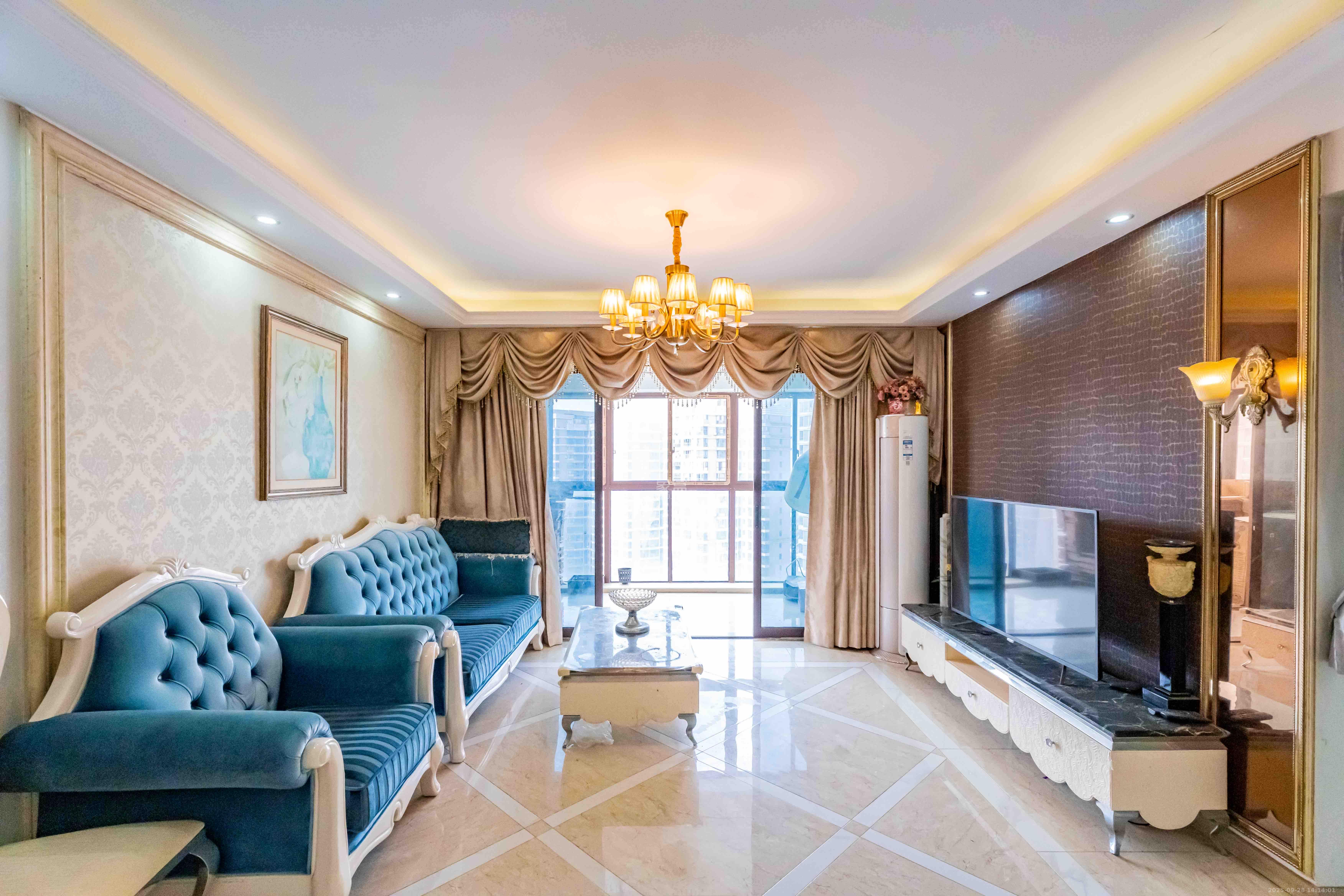 海洋半岛(月珑湾) 3室2厅2卫 2700.0元/月 海洋半岛(月珑湾) 3室2厅2卫 2700.0元/月室内图