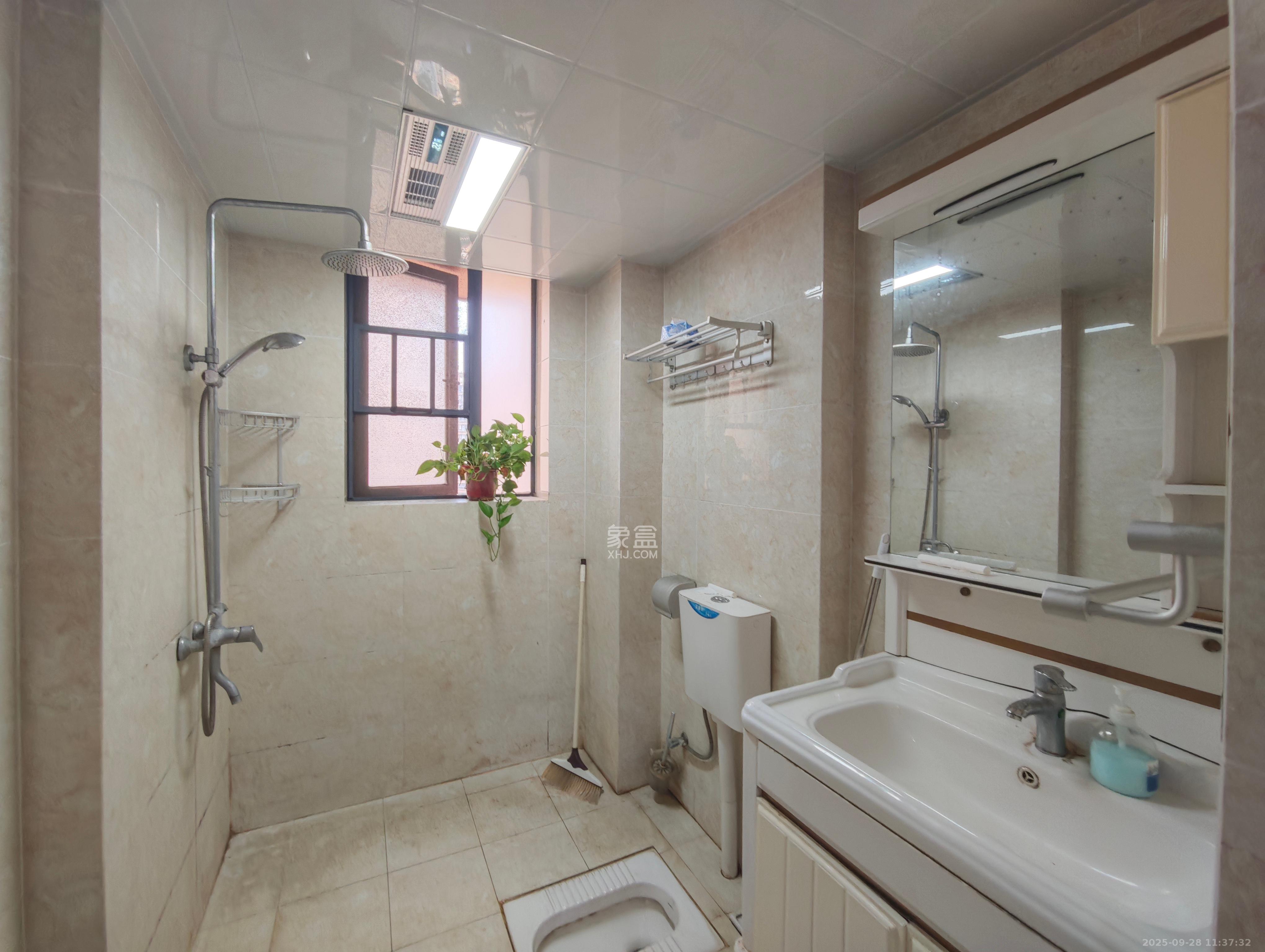 武广美誉 3室1厅1卫 2600.0元/月 武广美誉 3室1厅1卫 2600.0元/月室内图