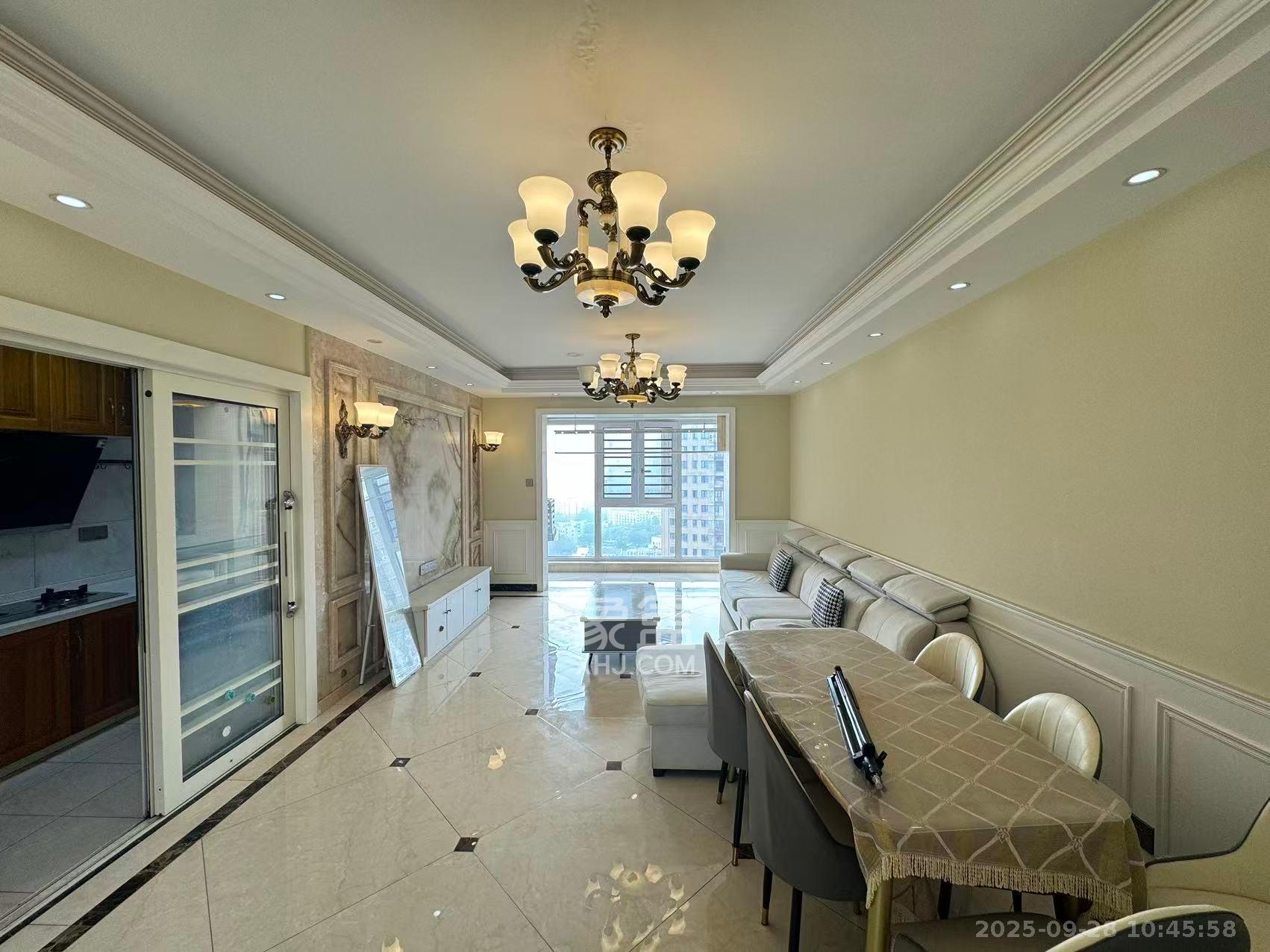 上园商住小区 3室2厅2卫 3500.0元/月 上园商住小区 3室2厅2卫 3500.0元/月室内图