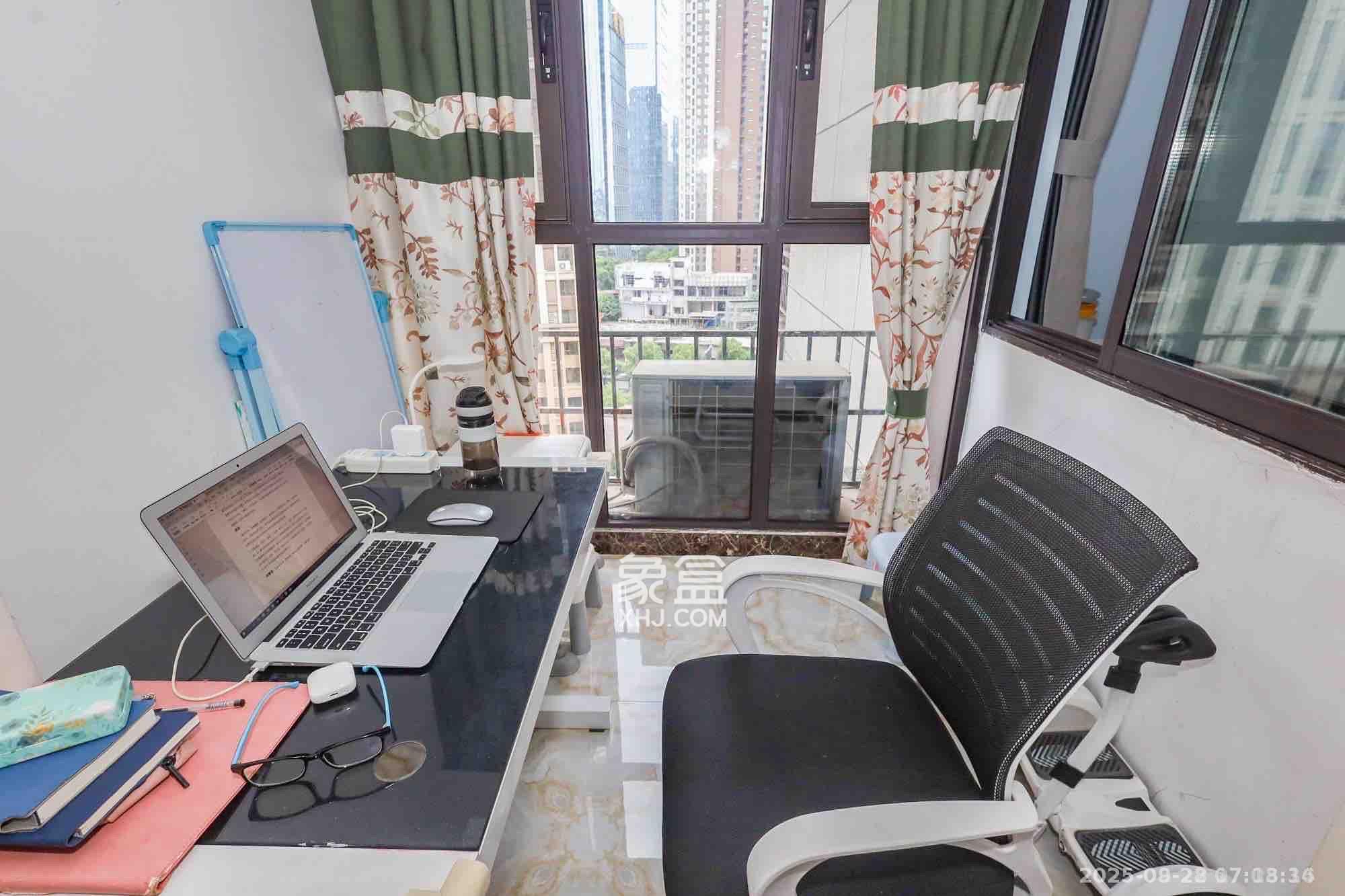 南山雍江汇(滨江国际新城) 3室2厅1卫 2850.0元/月 南山雍江汇(滨江国际新城) 3室2厅1卫 2850.0元/月室内图