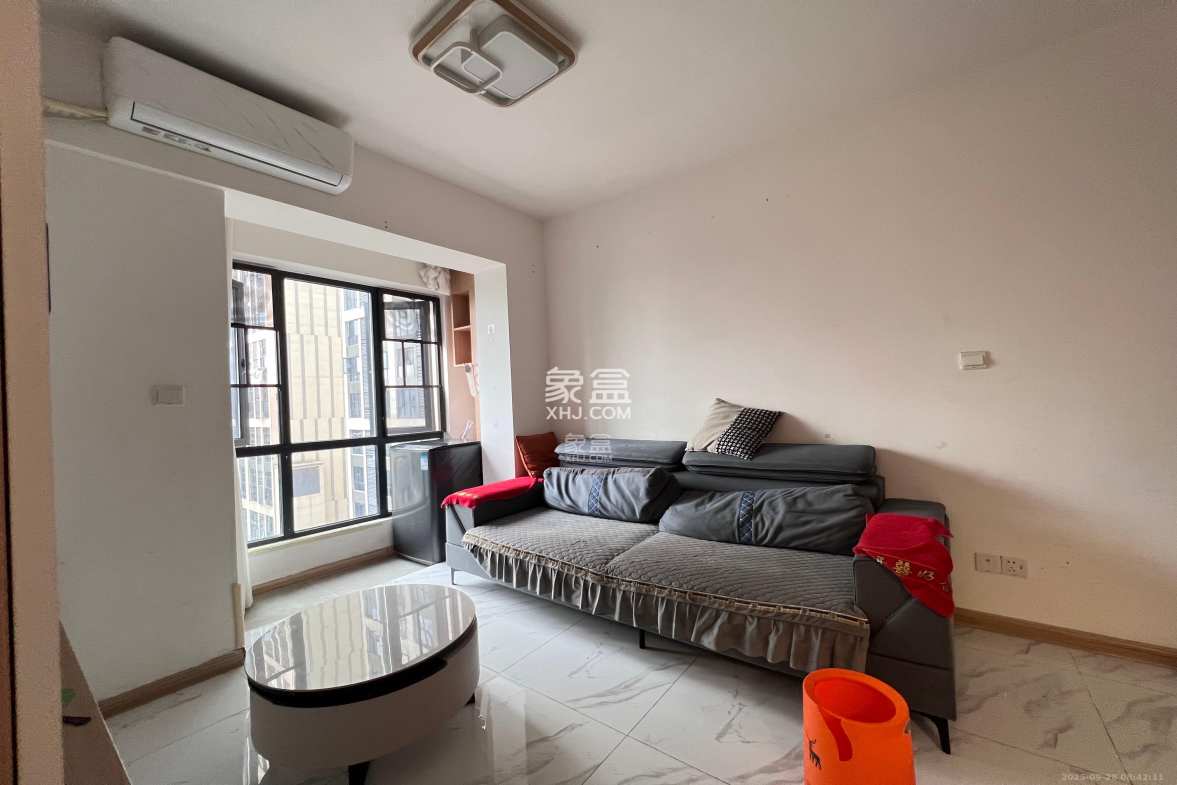 新长海漓湘悦 2室1厅1卫 1900.0元/月 新长海漓湘悦 2室1厅1卫 1900.0元/月室内图