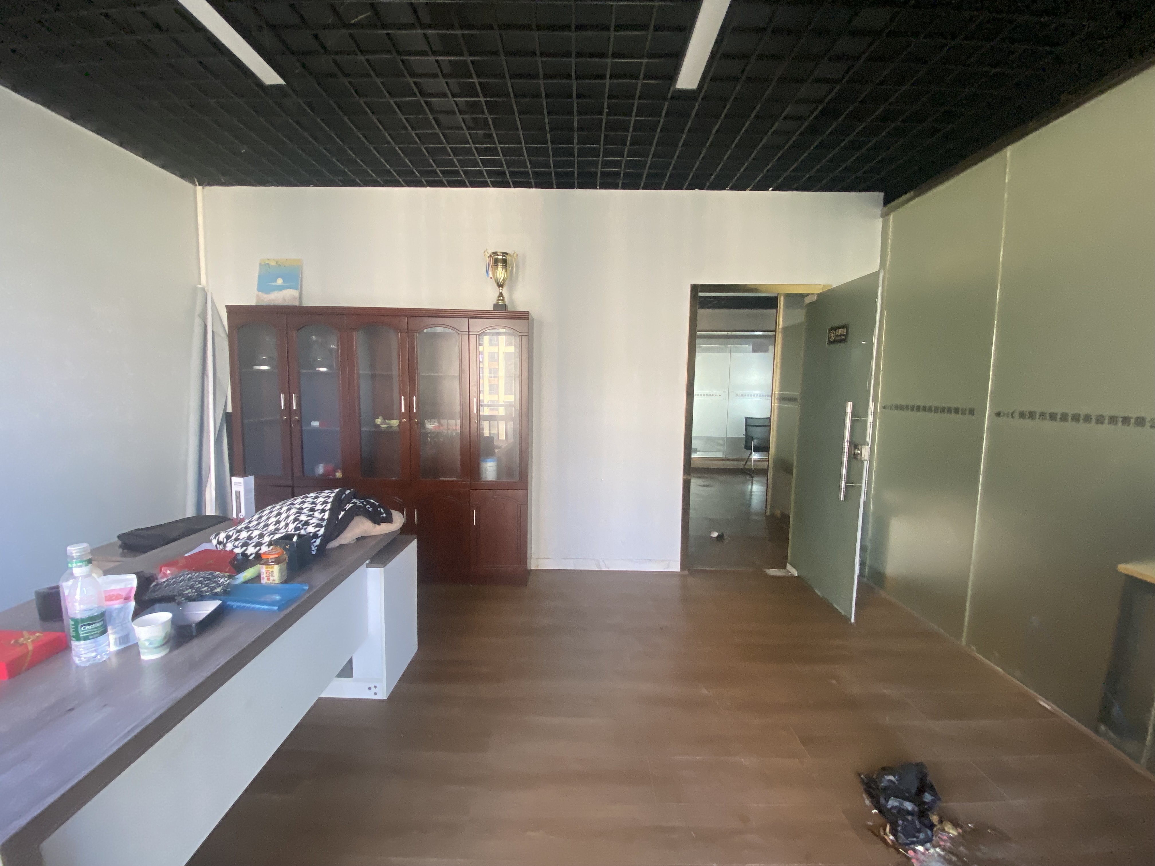 融冠亲城50写字楼 1室0厅0卫 3300.0元/月 融冠亲城50写字楼 1室0厅0卫 3300.0元/月室内图