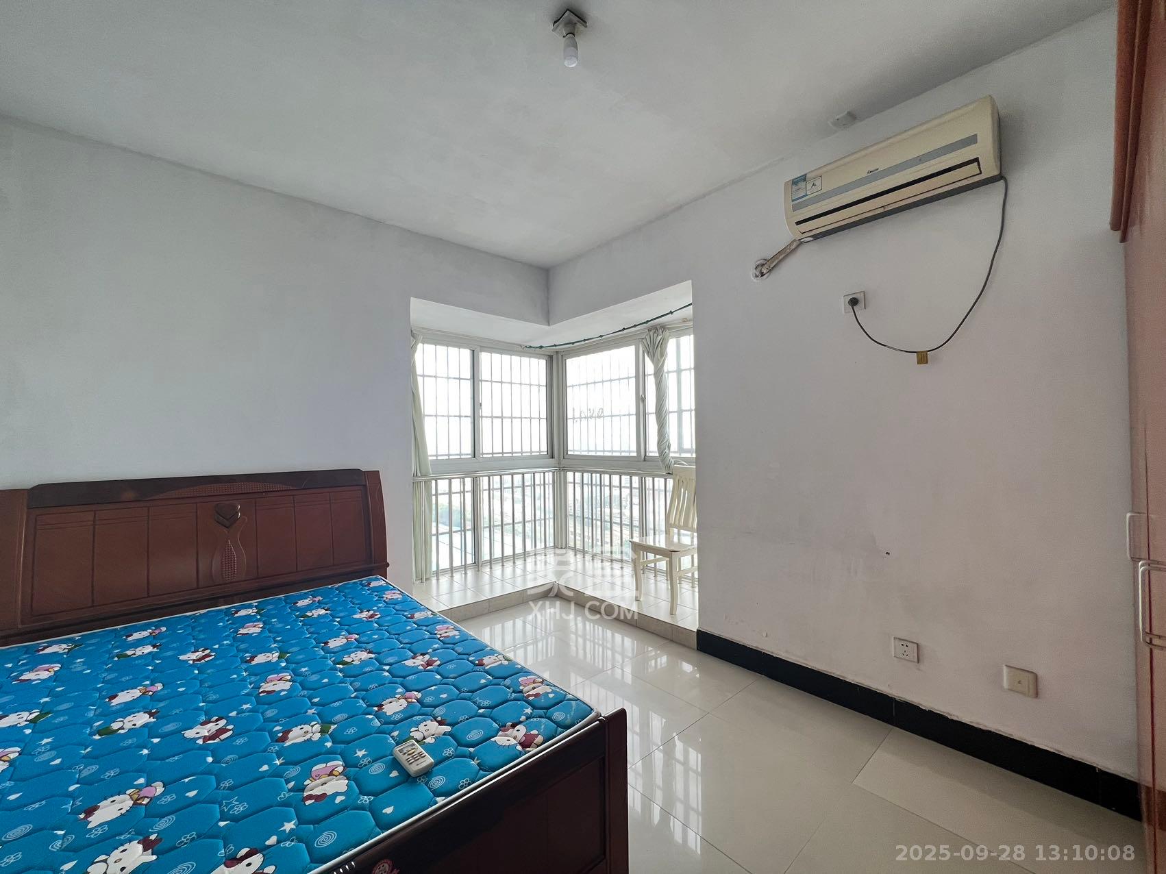 星典时代  2室2厅1卫    2000.0元/月室内图