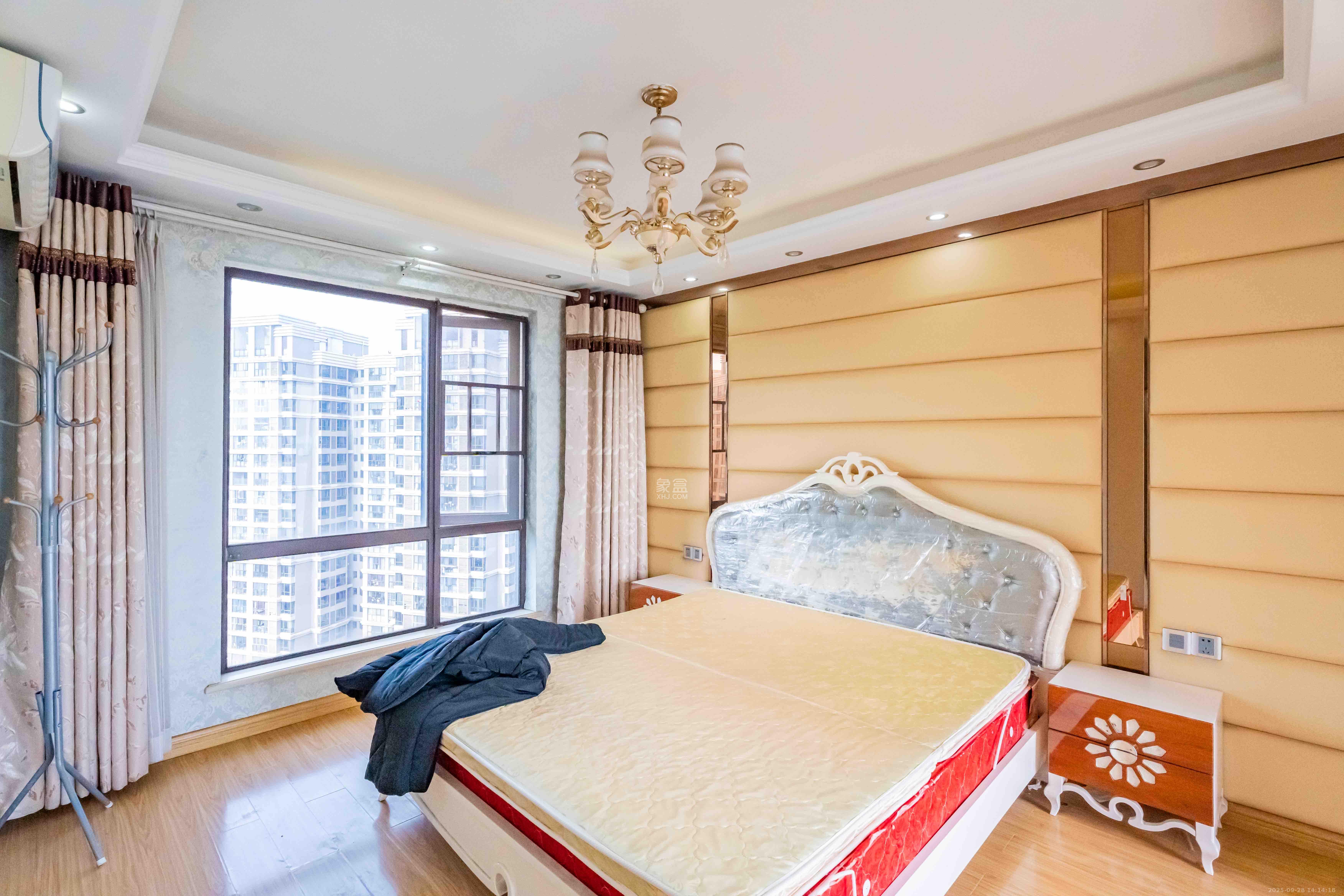 海洋半岛(月珑湾) 3室2厅2卫 2700.0元/月 海洋半岛(月珑湾) 3室2厅2卫 2700.0元/月室内图