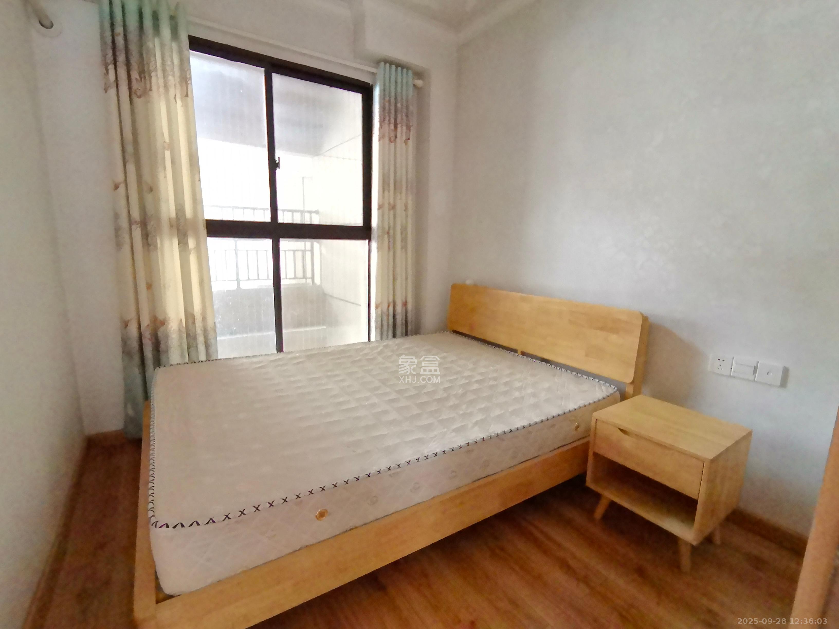 金科世界城  3室2厅1卫    2300.0元/月室内图