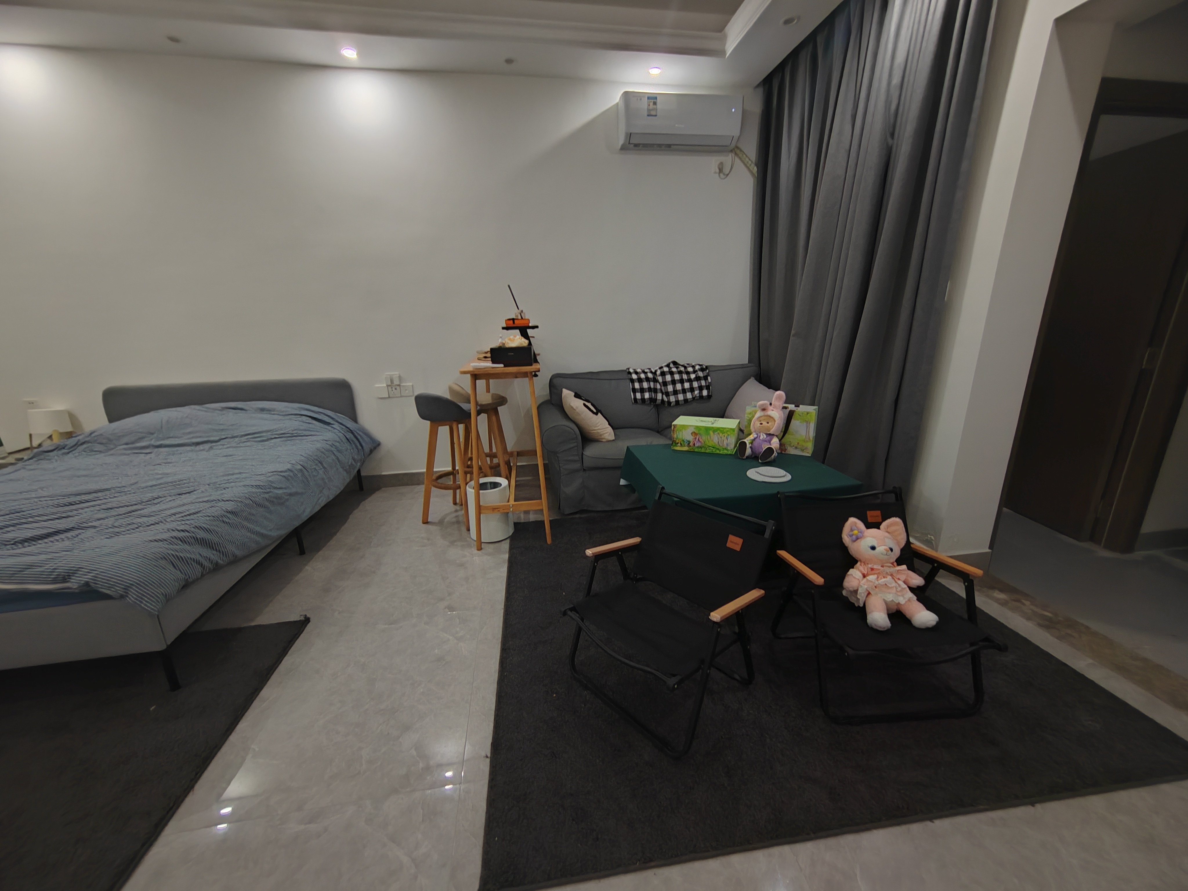 蓝海瑞园 1室1厅1卫 2400.0元/月 蓝海瑞园 1室1厅1卫 2400.0元/月室内图