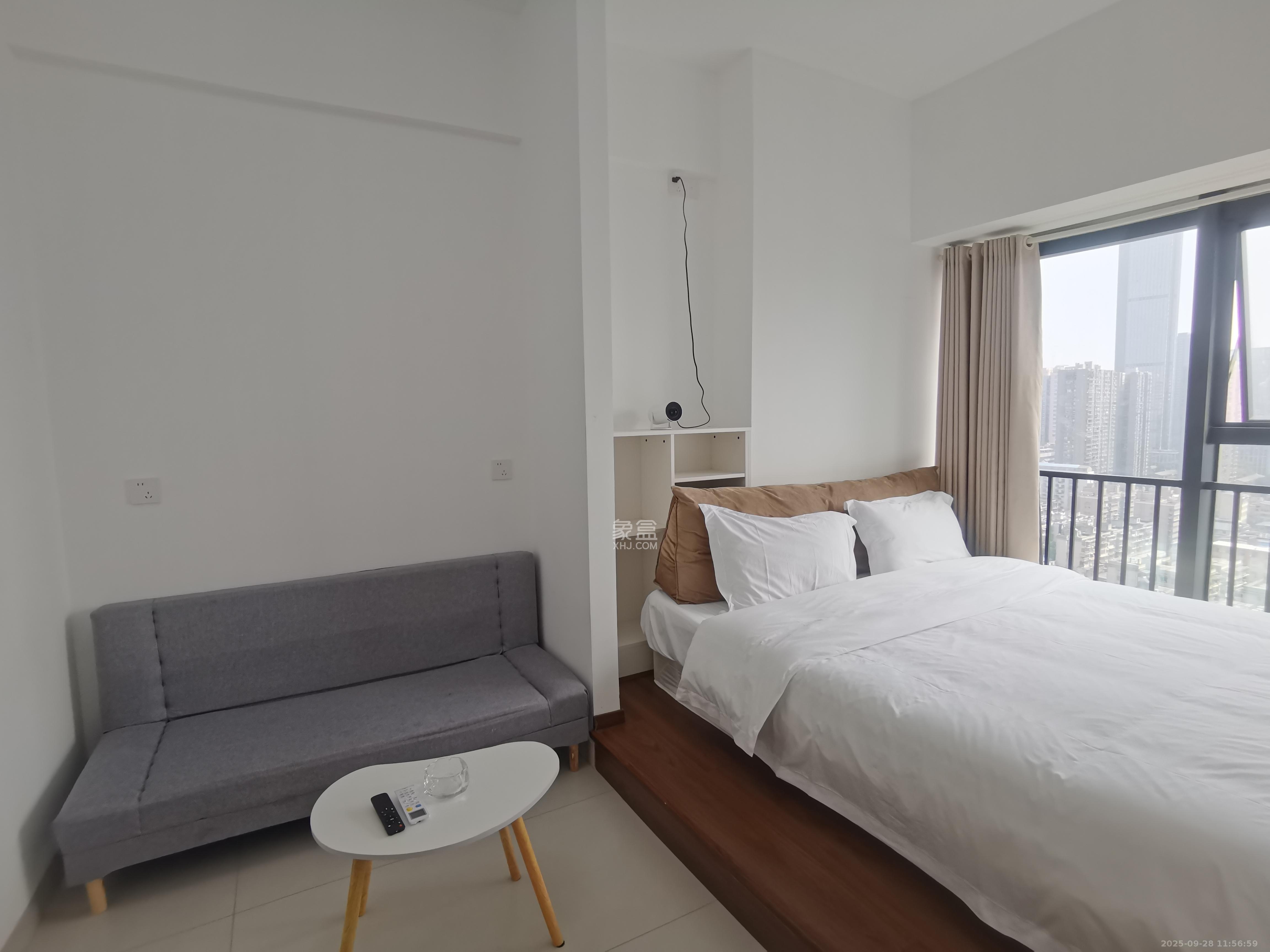 华润置地中心 1室0厅1卫 2200.0元/月 华润置地中心 1室0厅1卫 2200.0元/月室内图