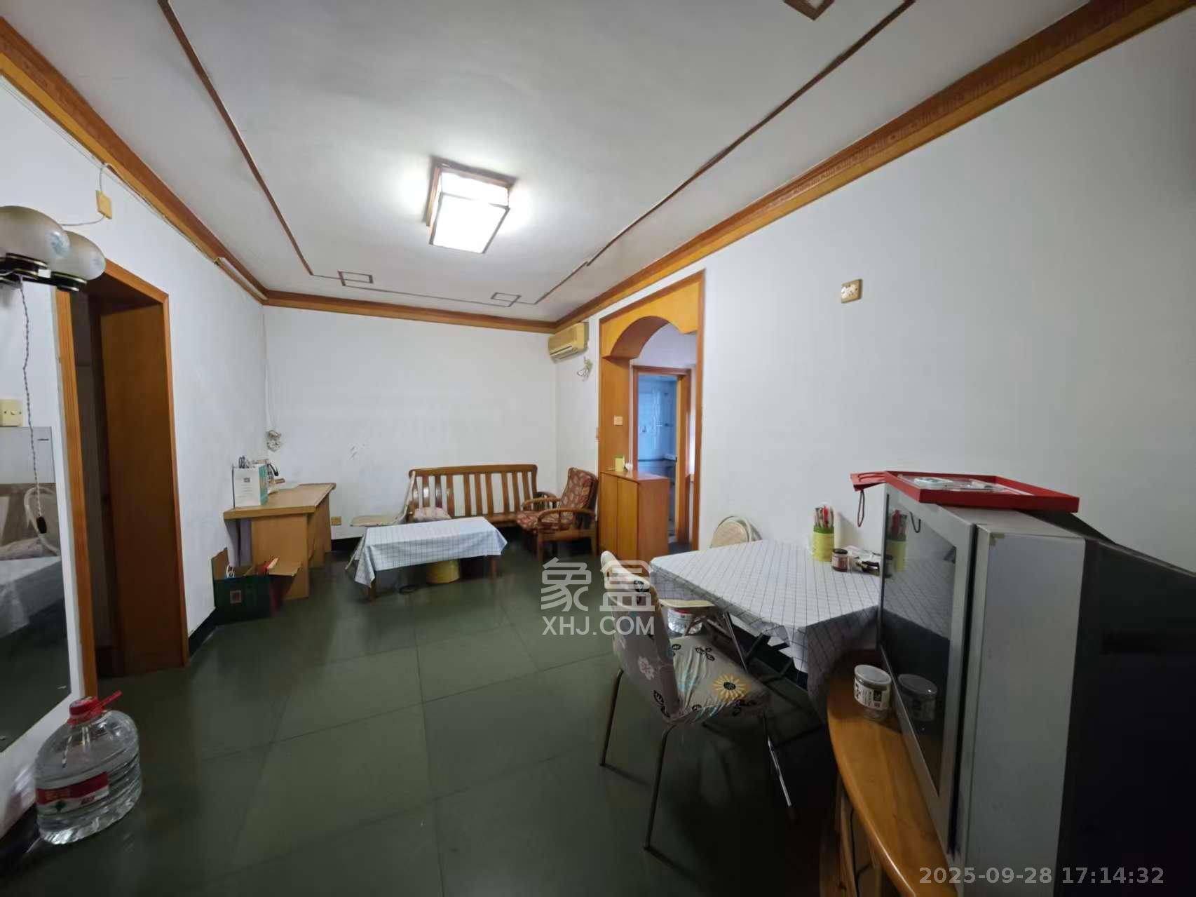 梨子山社区长电宿舍 2室1厅1卫 1400.0元/月 梨子山社区长电宿舍 2室1厅1卫 1400.0元/月室内图