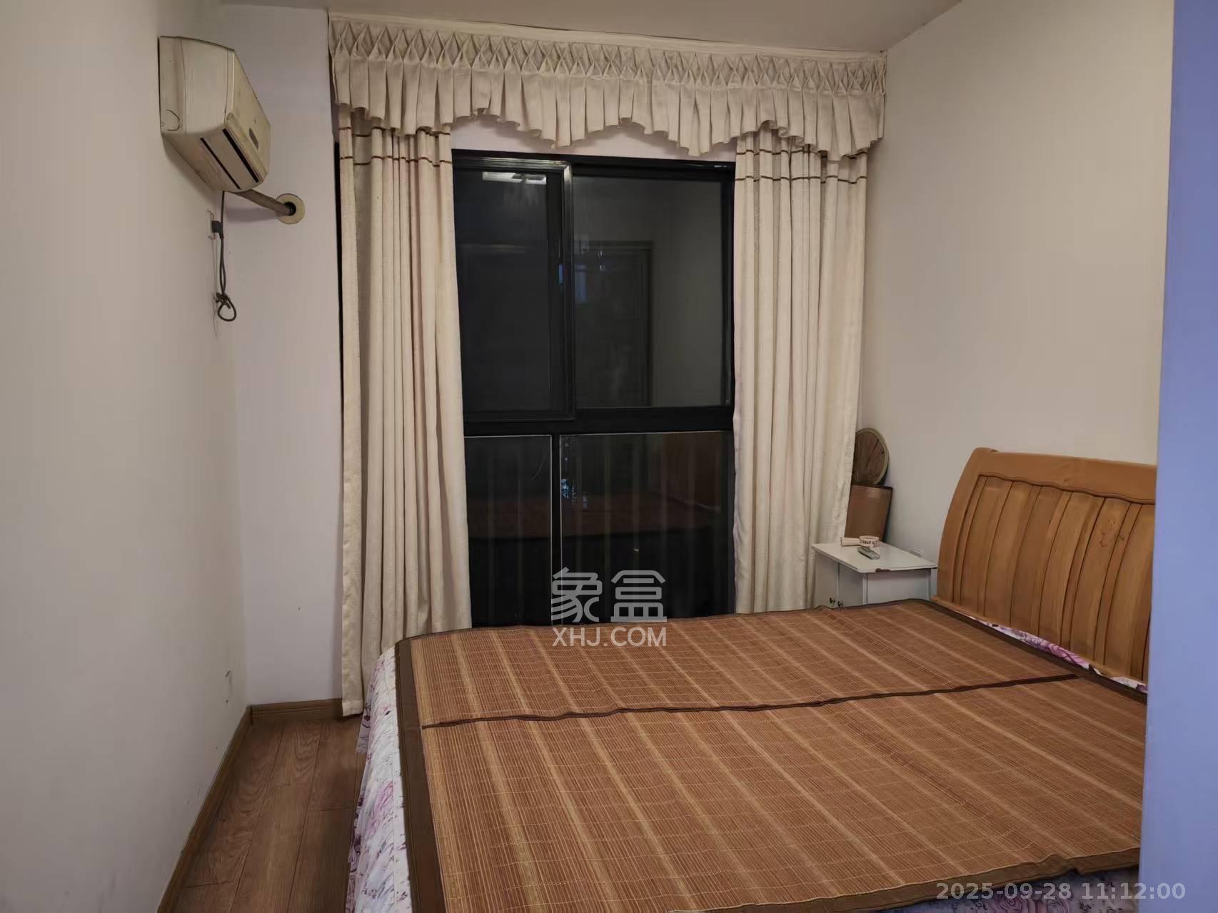 鹏基诺亚山林 4室2厅2卫 2500.0元/月 鹏基诺亚山林 4室2厅2卫 2500.0元/月室内图