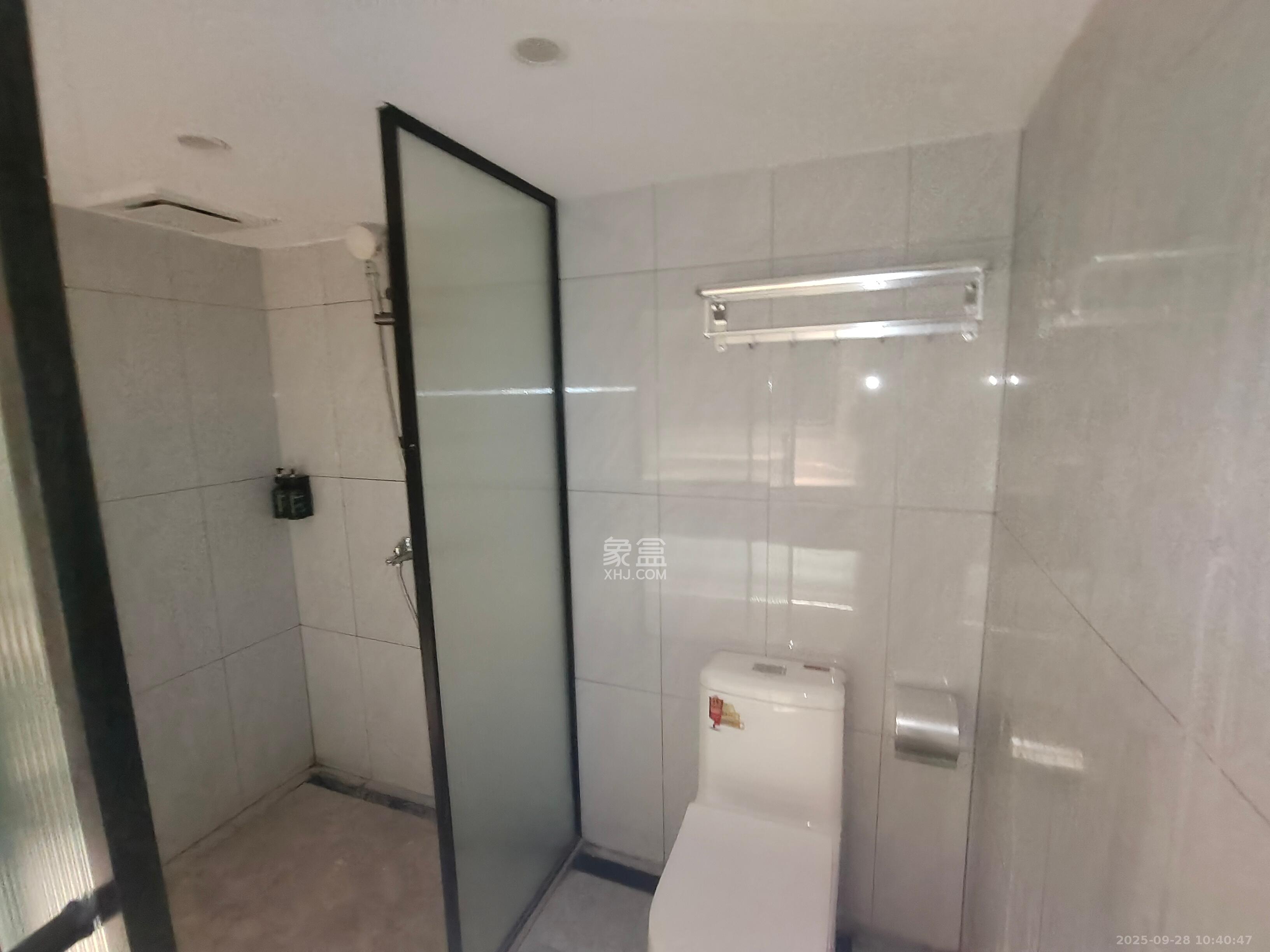 金地铂悦 1室0厅0卫 1700.0元/月 金地铂悦 1室0厅0卫 1700.0元/月室内图