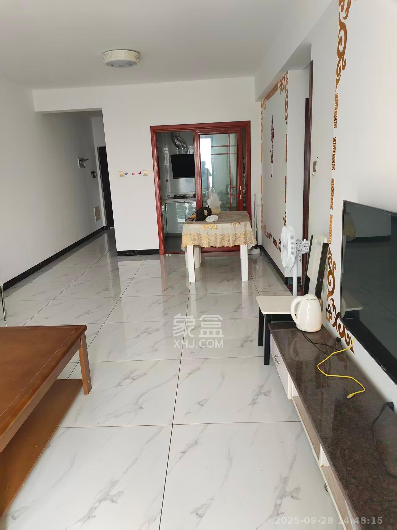 和悦城(蟠龙景苑)  3室2厅1卫    1500.0元/月室内图