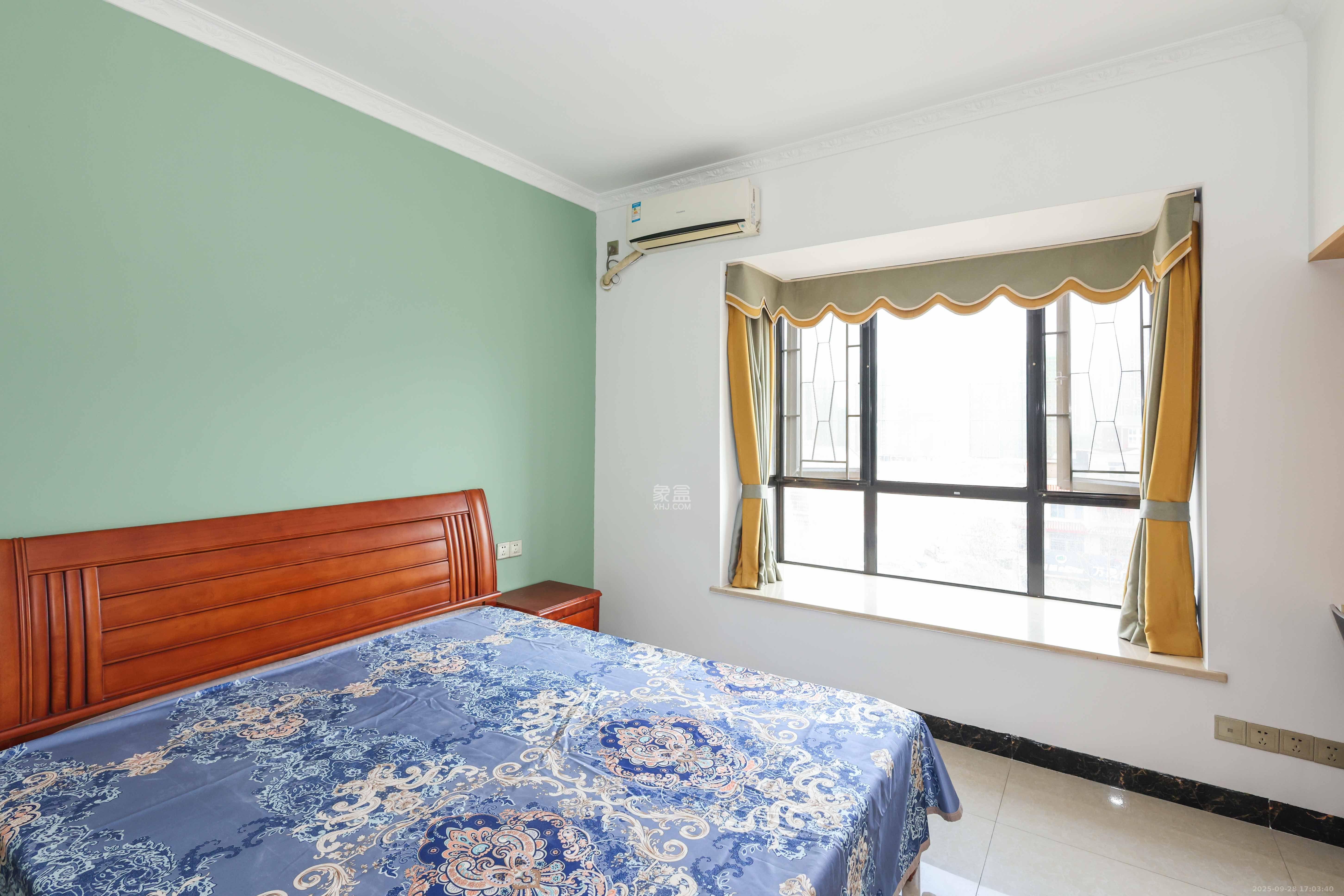 麓谷明珠 2室2厅1卫 2300.0元/月 麓谷明珠 2室2厅1卫 2300.0元/月室内图