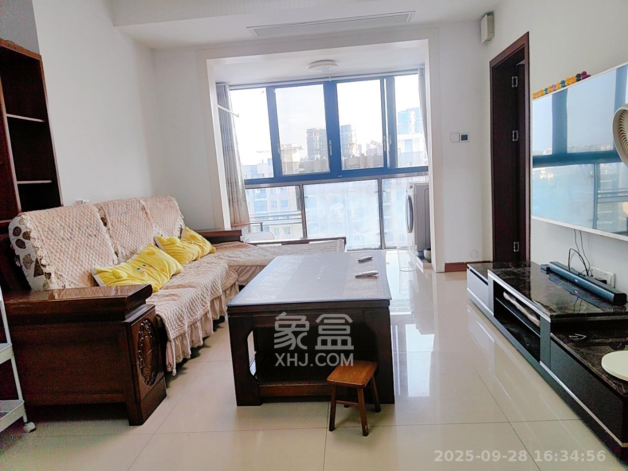 湘江世纪城悦江苑 3室2厅1卫 2300.0元/月 湘江世纪城悦江苑 3室2厅1卫 2300.0元/月室内图