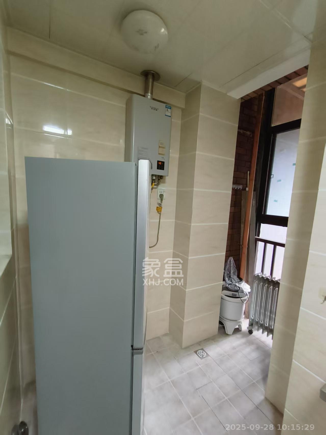 绿地公馆（绿地名邸）  1室1厅1卫   1600.00元/月室内图