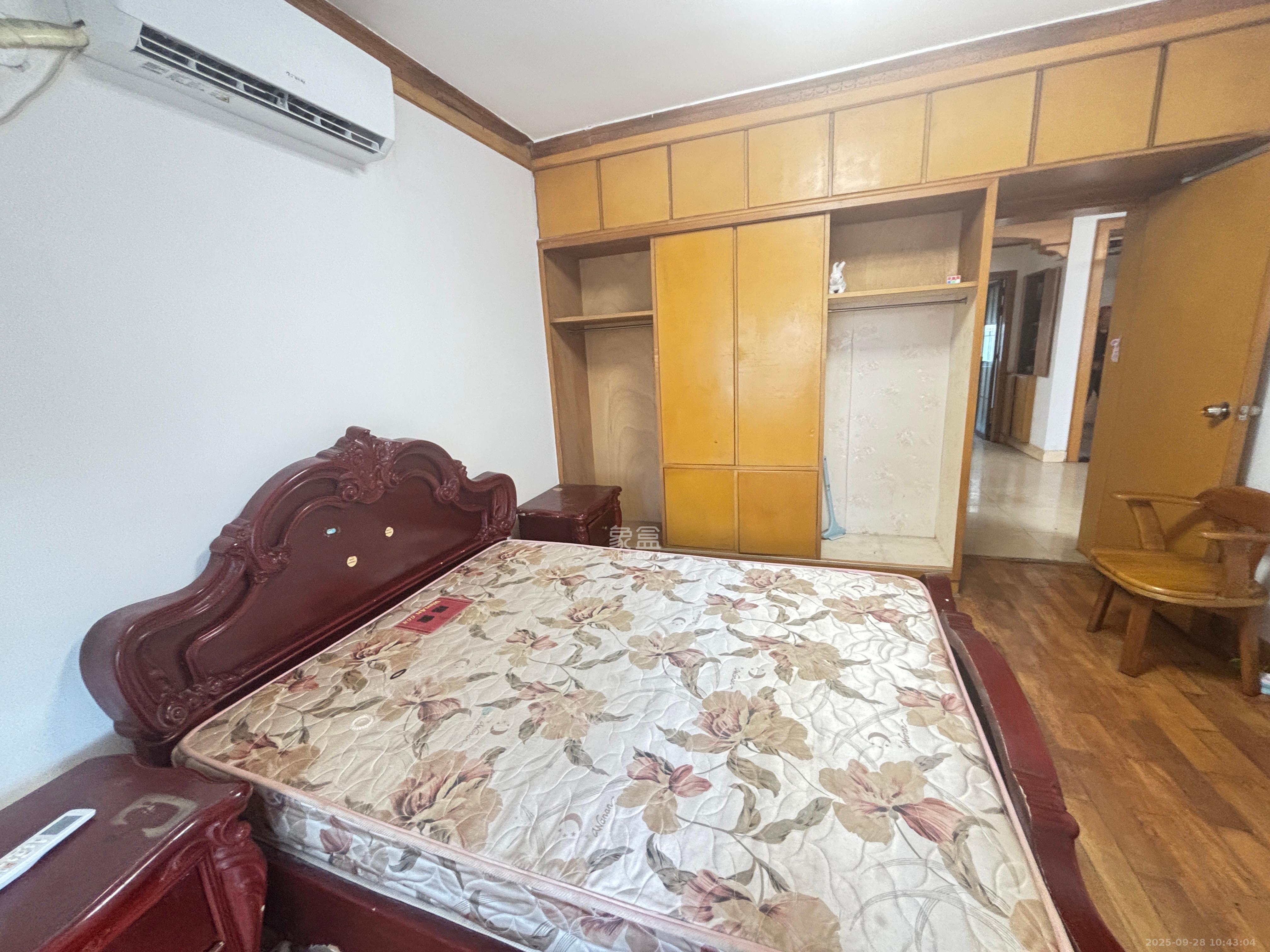 中建五局信和苑三区  3室1厅1卫   1600.00元/月室内图
