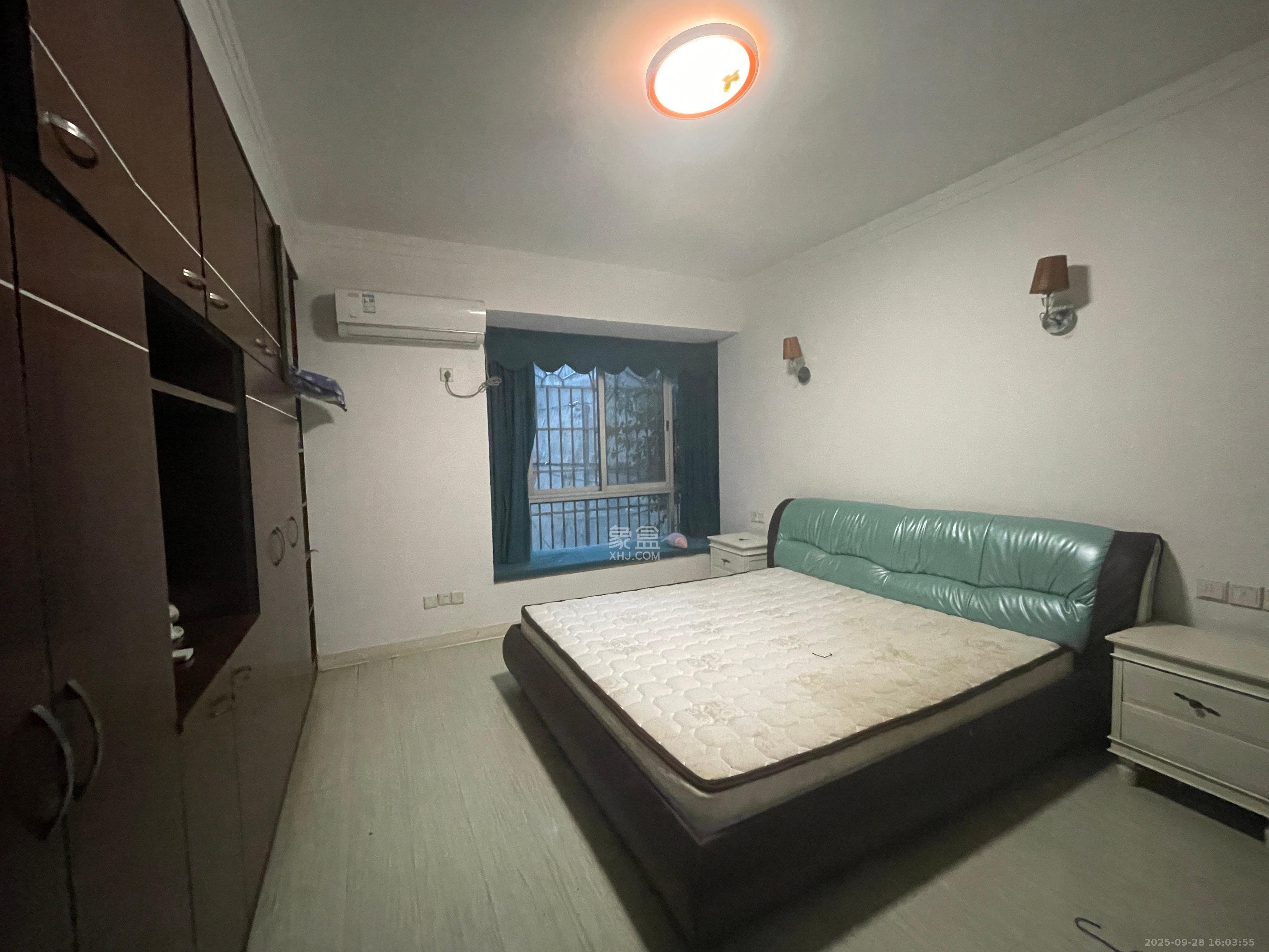 白沙花园 3室2厅1卫 2000.0元/月 白沙花园 3室2厅1卫 2000.0元/月室内图