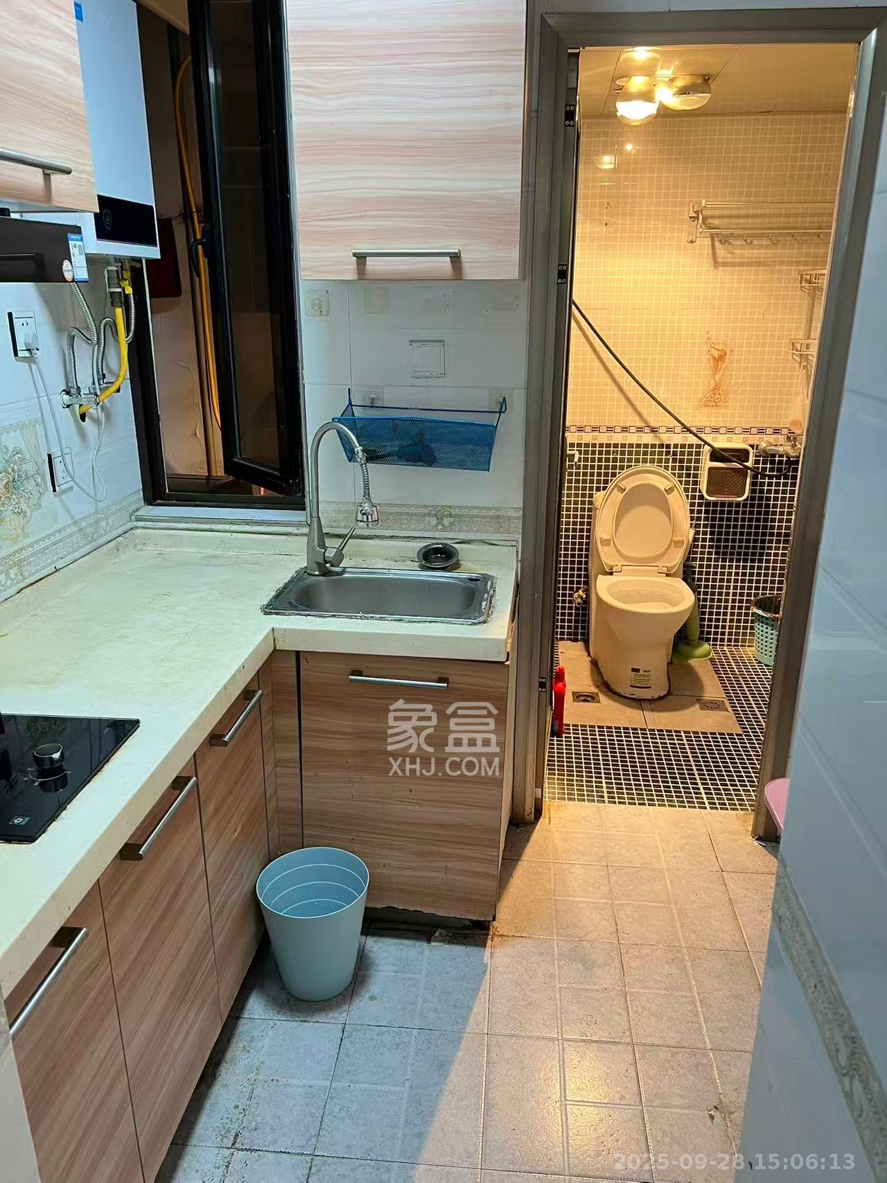 铂宫  2室1厅1卫   2500.00元/月室内图