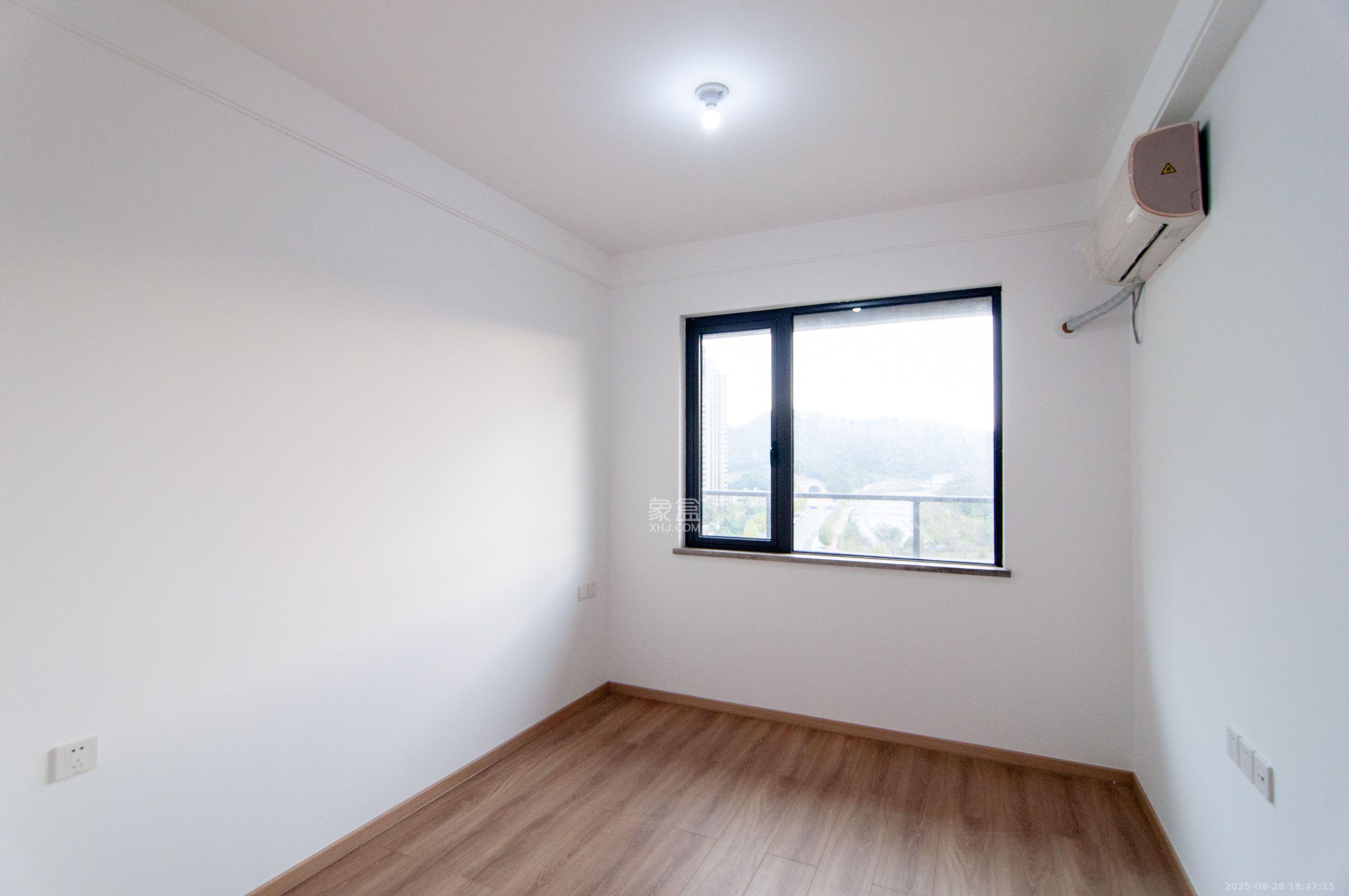 梅溪湖玺悦(新城金茂梦想玺悦) 3室2厅2卫 2700.0元/月 梅溪湖玺悦(新城金茂梦想玺悦) 3室2厅2卫 2700.0元/月室内图