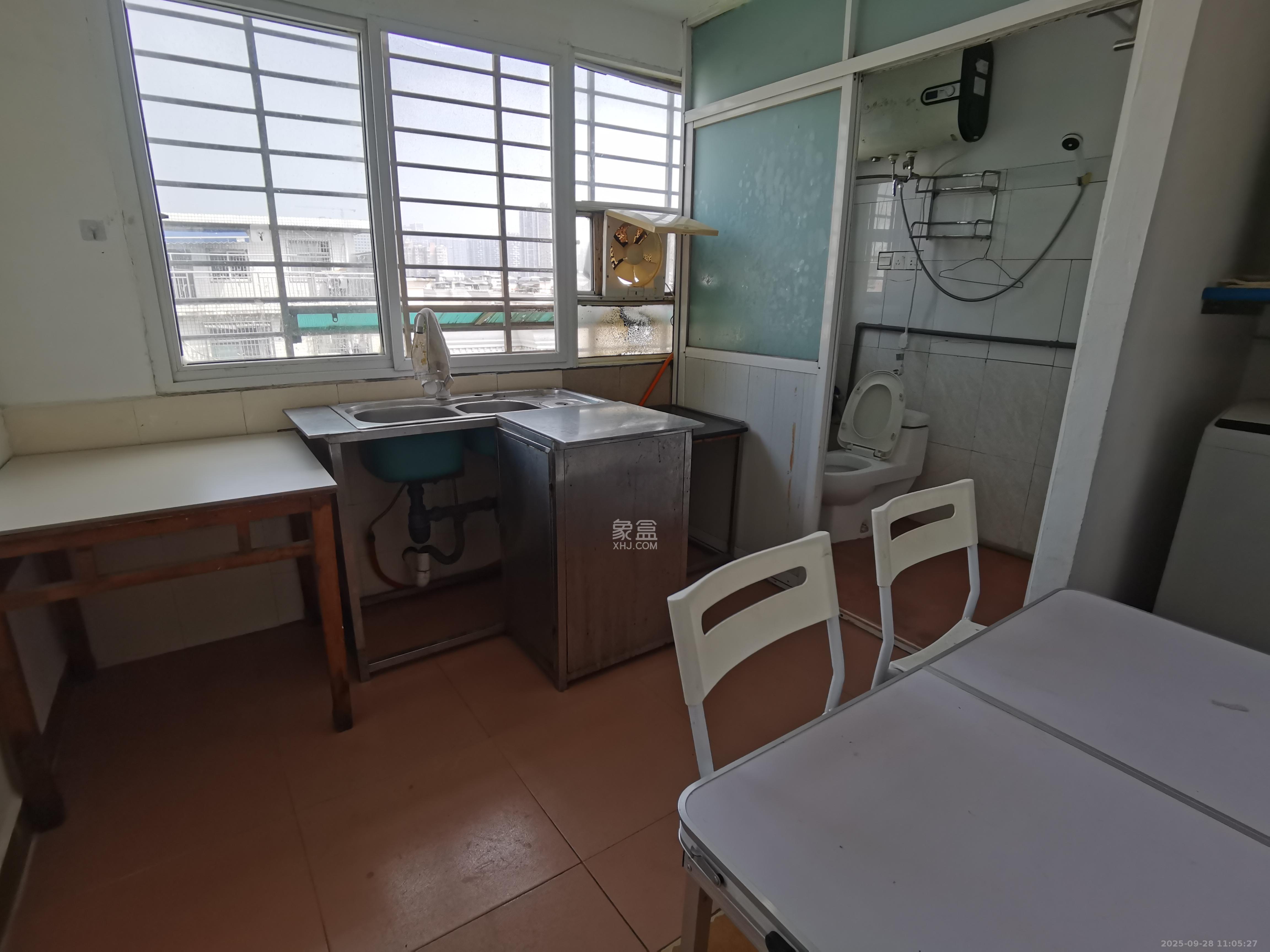 马王堆陶瓷城新合区  1室0厅0卫    700.0元/月室内图