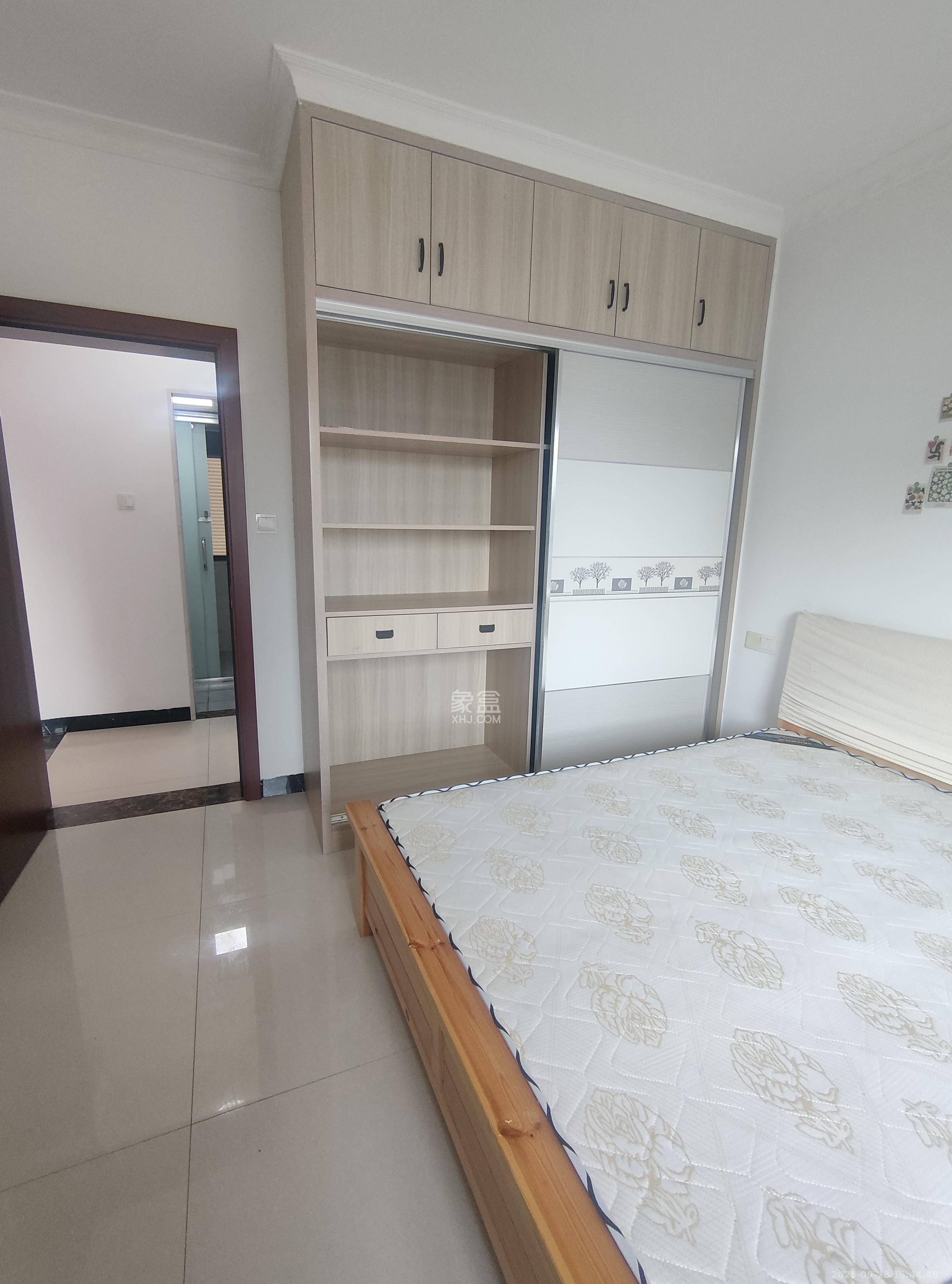 丰禧园 2室2厅1卫 2300.0元/月 丰禧园 2室2厅1卫 2300.0元/月室内图