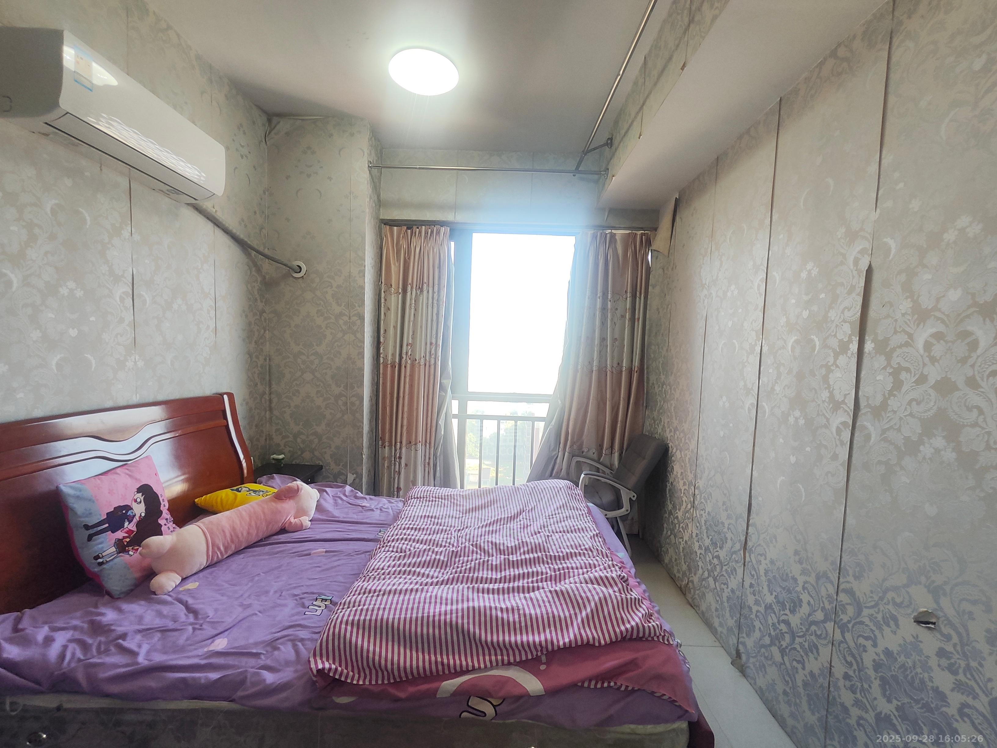 庐山恋 1室1厅1卫 1100.0元/月 庐山恋 1室1厅1卫 1100.0元/月室内图