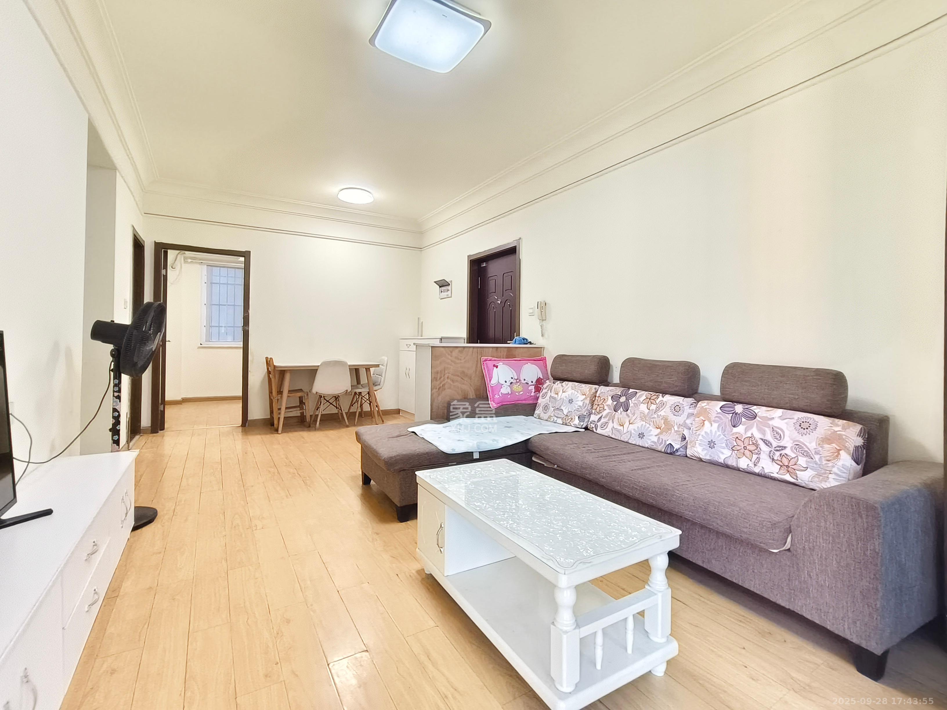 福泽园 3室1厅1卫 2200.0元/月 福泽园 3室1厅1卫 2200.0元/月室内图