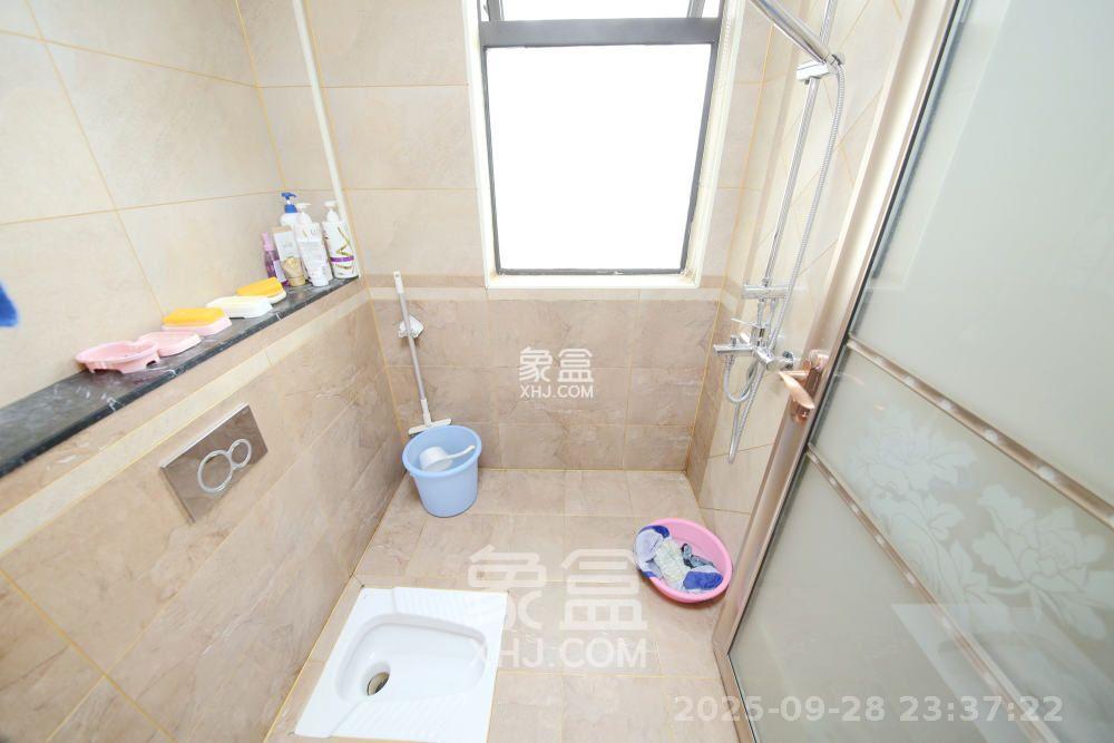 金土地第一湾 3室2厅1卫 3200.0元/月 金土地第一湾 3室2厅1卫 3200.0元/月室内图