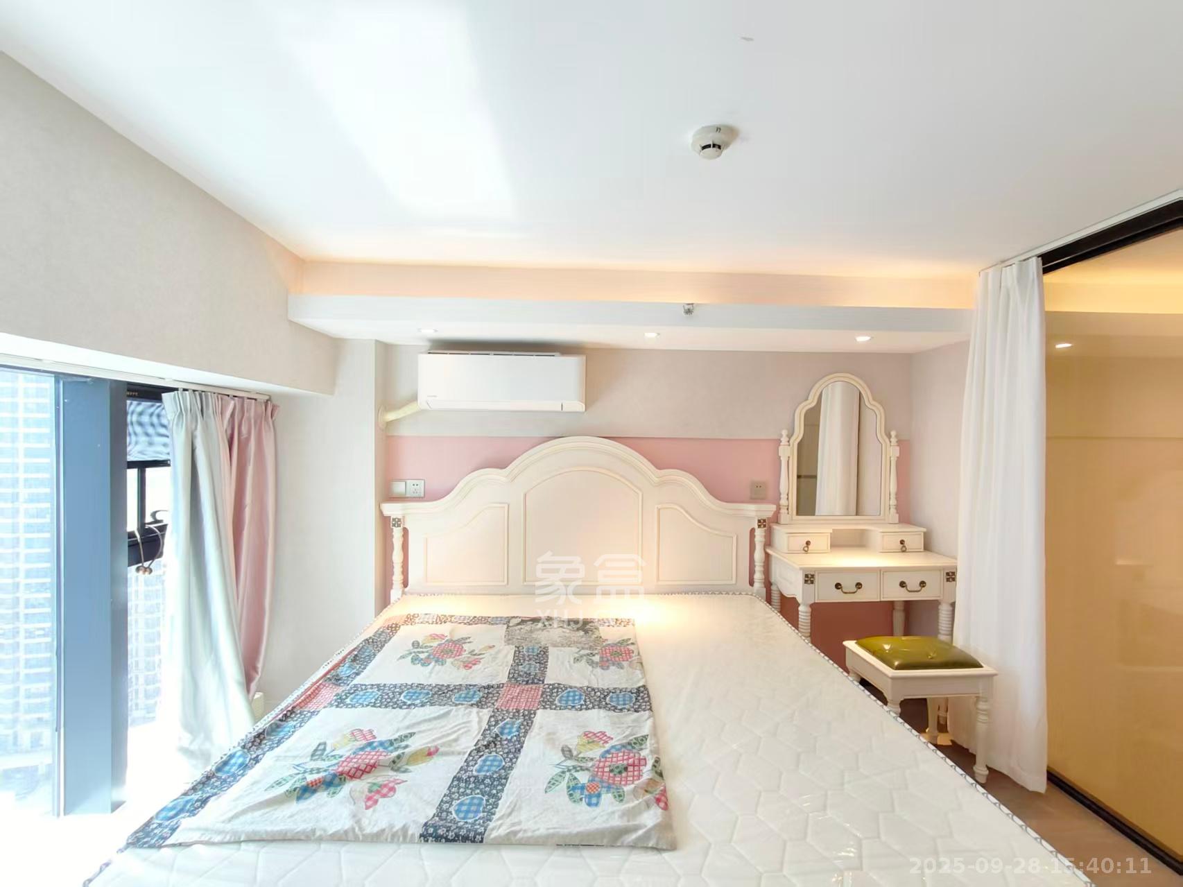 中一鲲出（鲲鹏府）  2室2厅1卫    2800.0元/月室内图