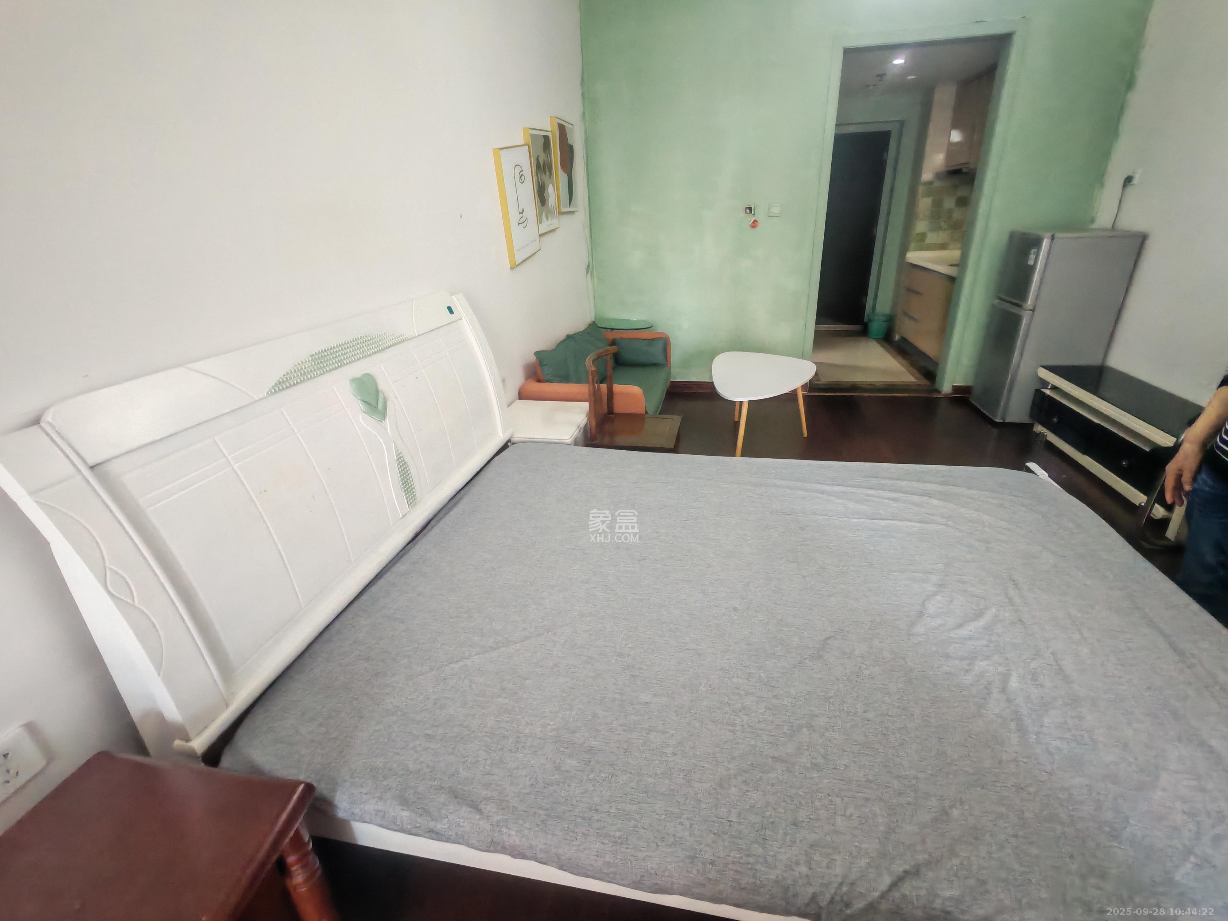 香樟兰亭(朗峰苑) 1室1厅1卫 1200.00元/月 香樟兰亭(朗峰苑) 1室1厅1卫 1200.00元/月室内图