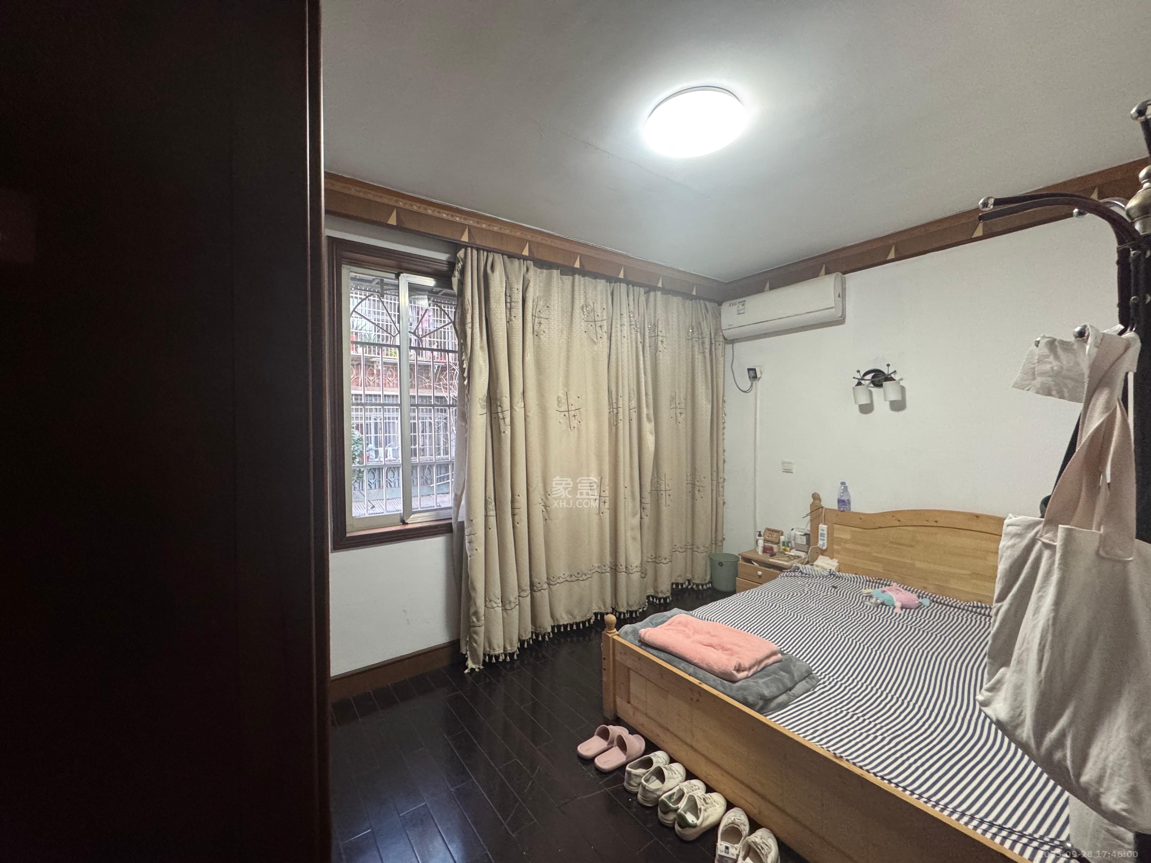 金泰小区 1室2厅1卫 2000.0元/月 金泰小区 1室2厅1卫 2000.0元/月室内图