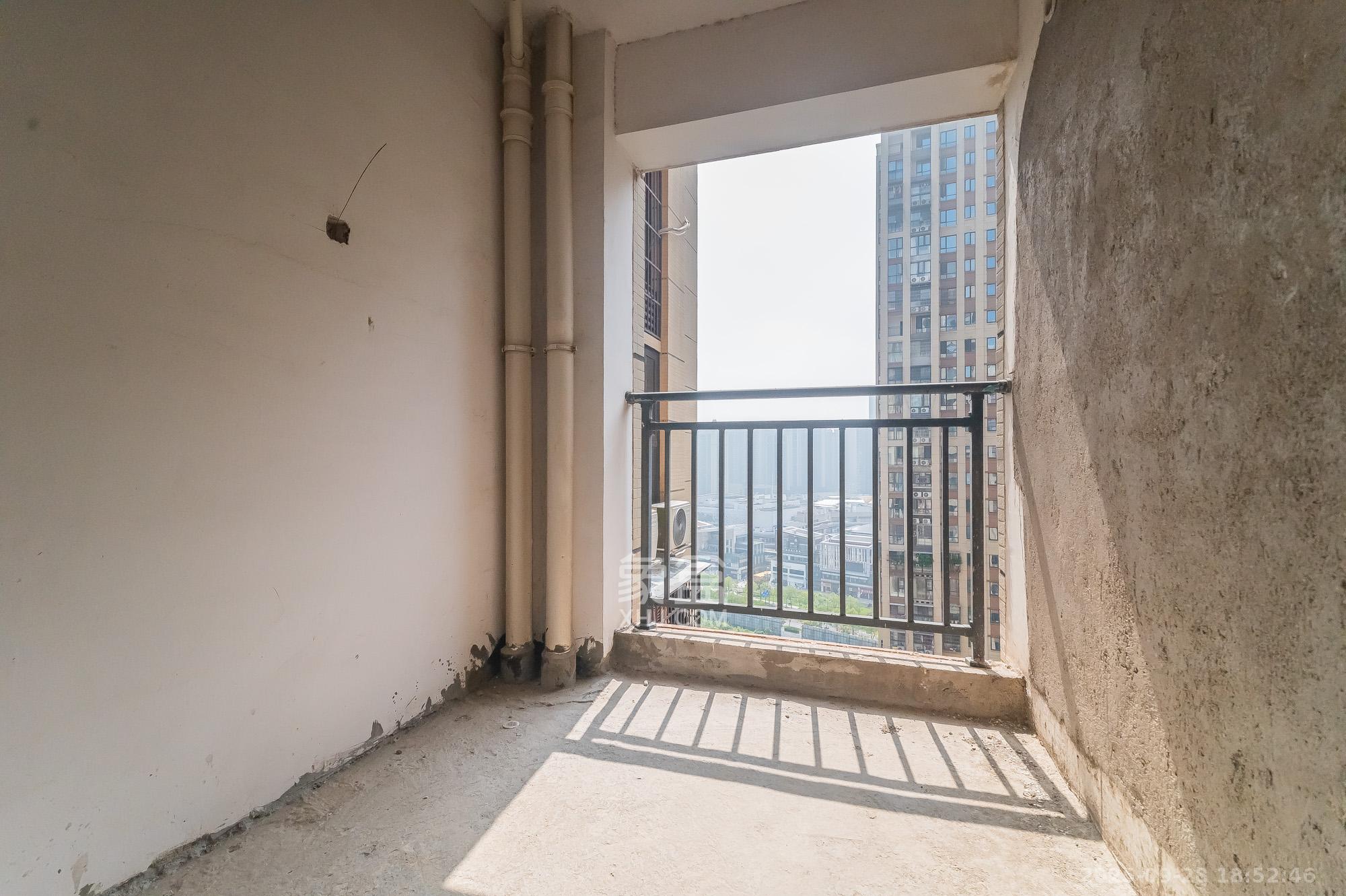 国泰九龙湾 3室2厅2卫 95.0万 国泰九龙湾 3室2厅2卫 95.0万其他