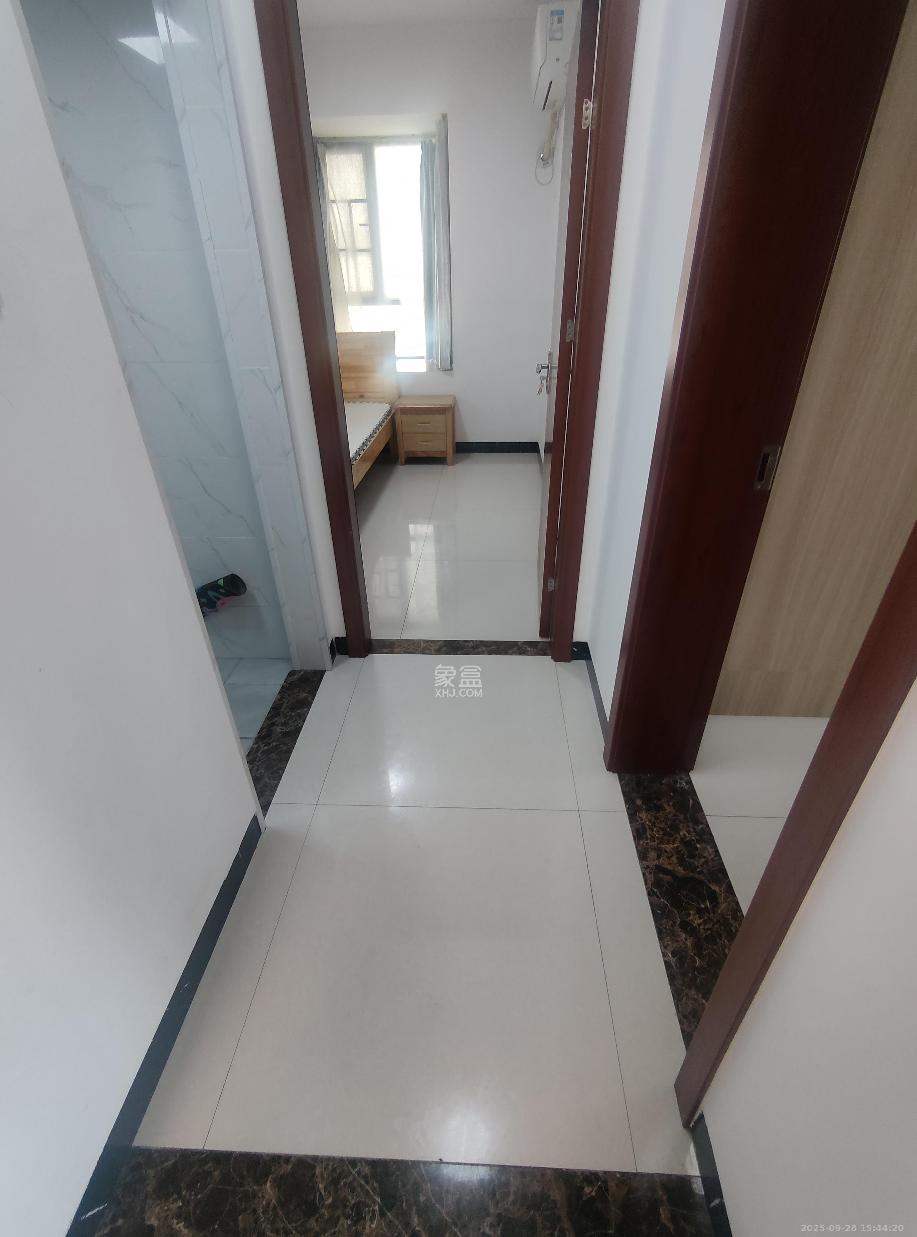 丰禧园  2室2厅1卫    2300.0元/月室内图