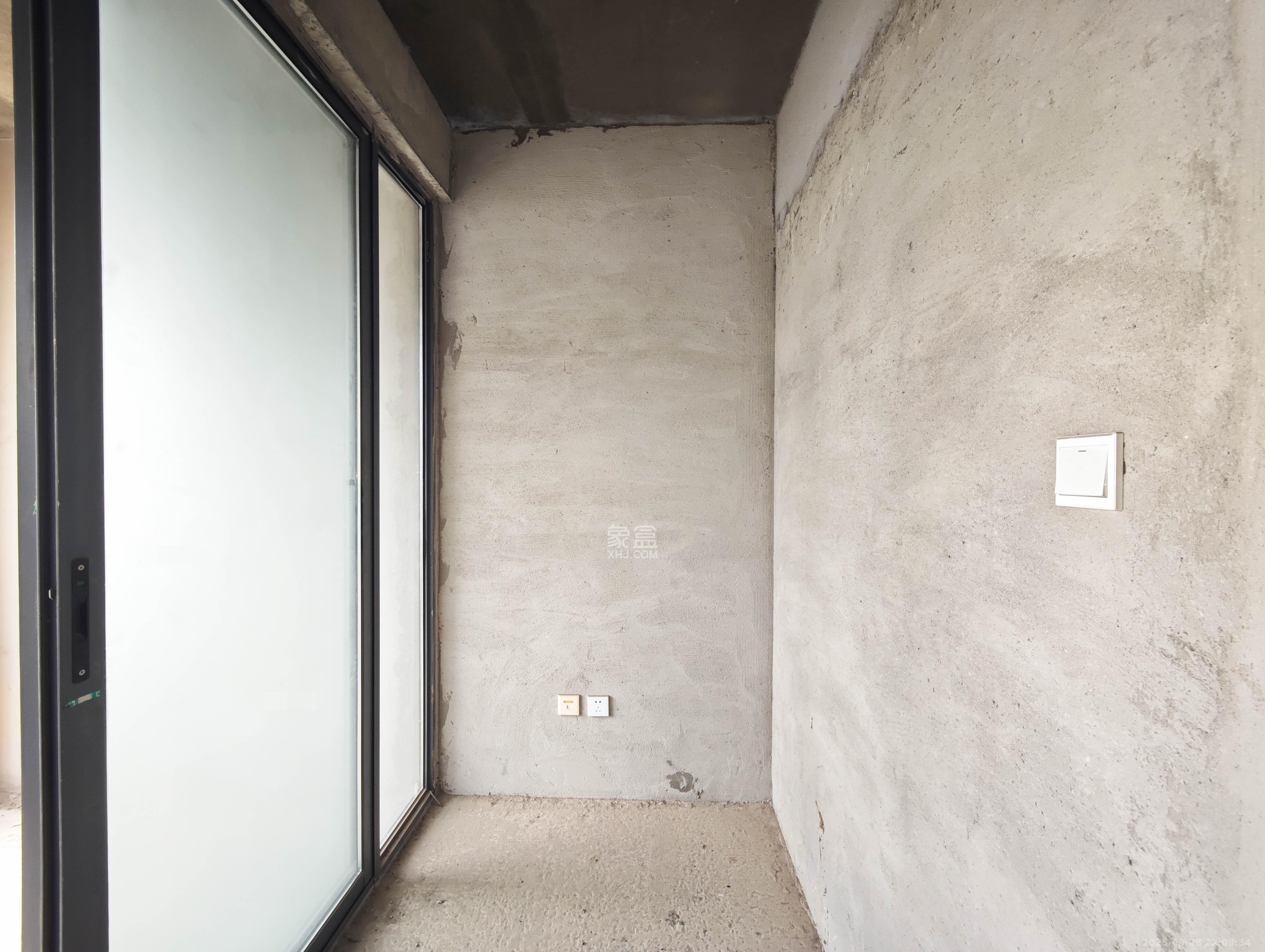 西湖鸿运佳苑 4室2厅2卫 135.0万 西湖鸿运佳苑 4室2厅2卫 135.0万其他