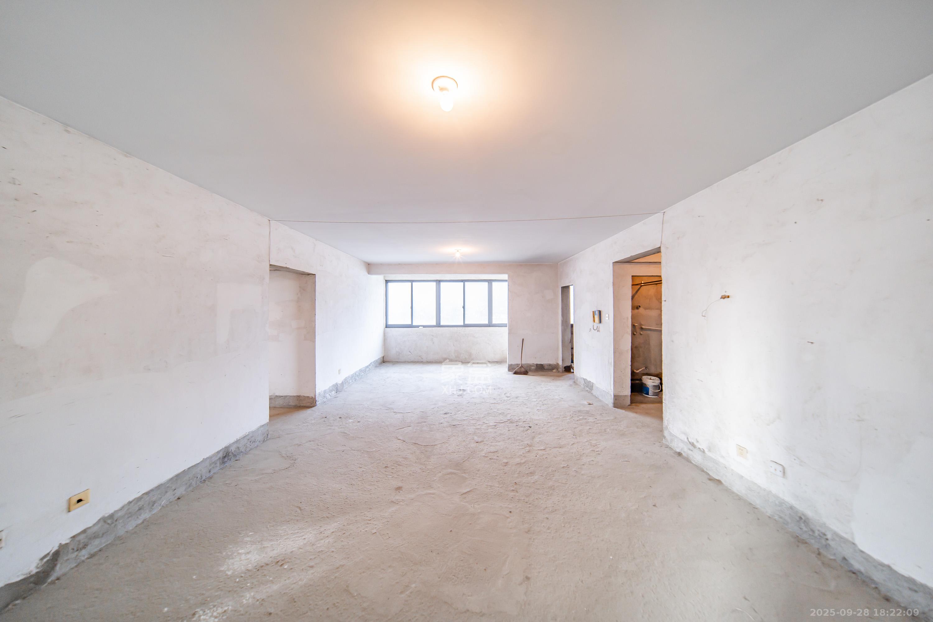 阳光100一期、四五期  4室2厅2卫    120.0万 阳光100一期、四五期  4室2厅2卫    120.0万